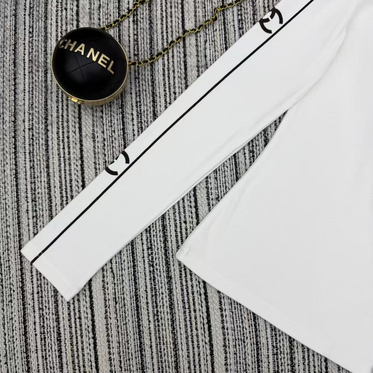 Chanel 2025 Long-sleeved Top White Cotton 318955