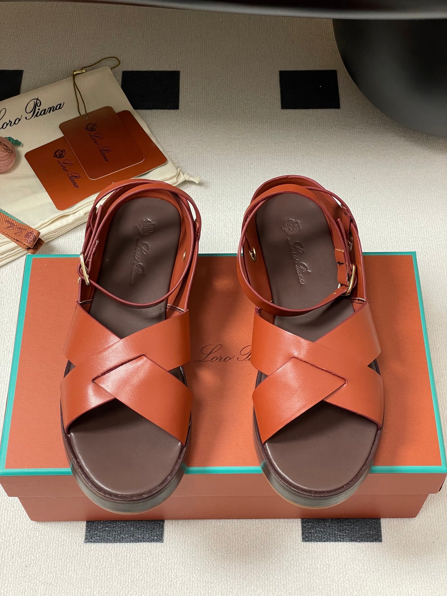 LP  Sandal Orange Brown Cowhide 312169