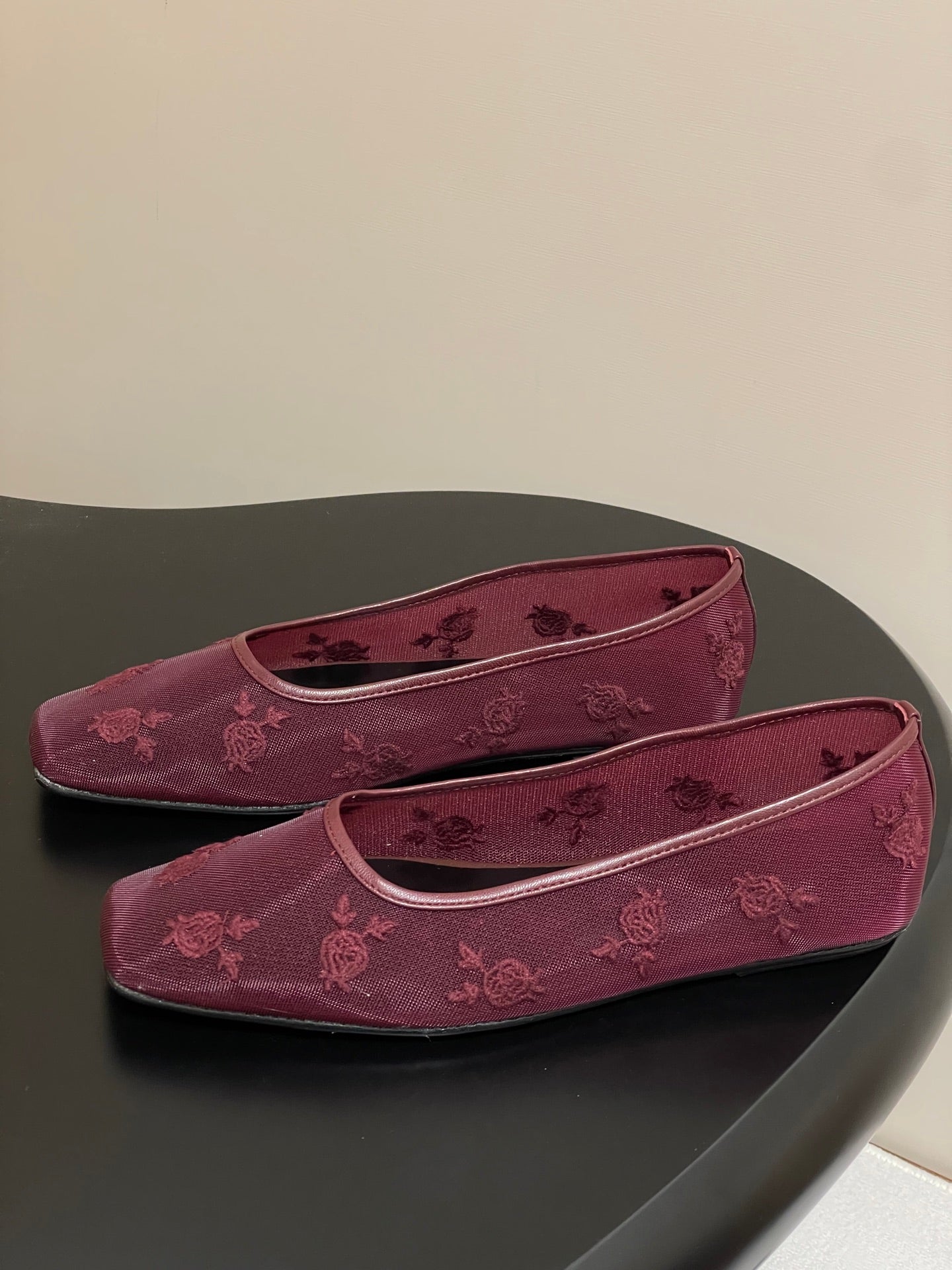 Manolo 25 Ballet Flats Red Mesh Fabric 319740