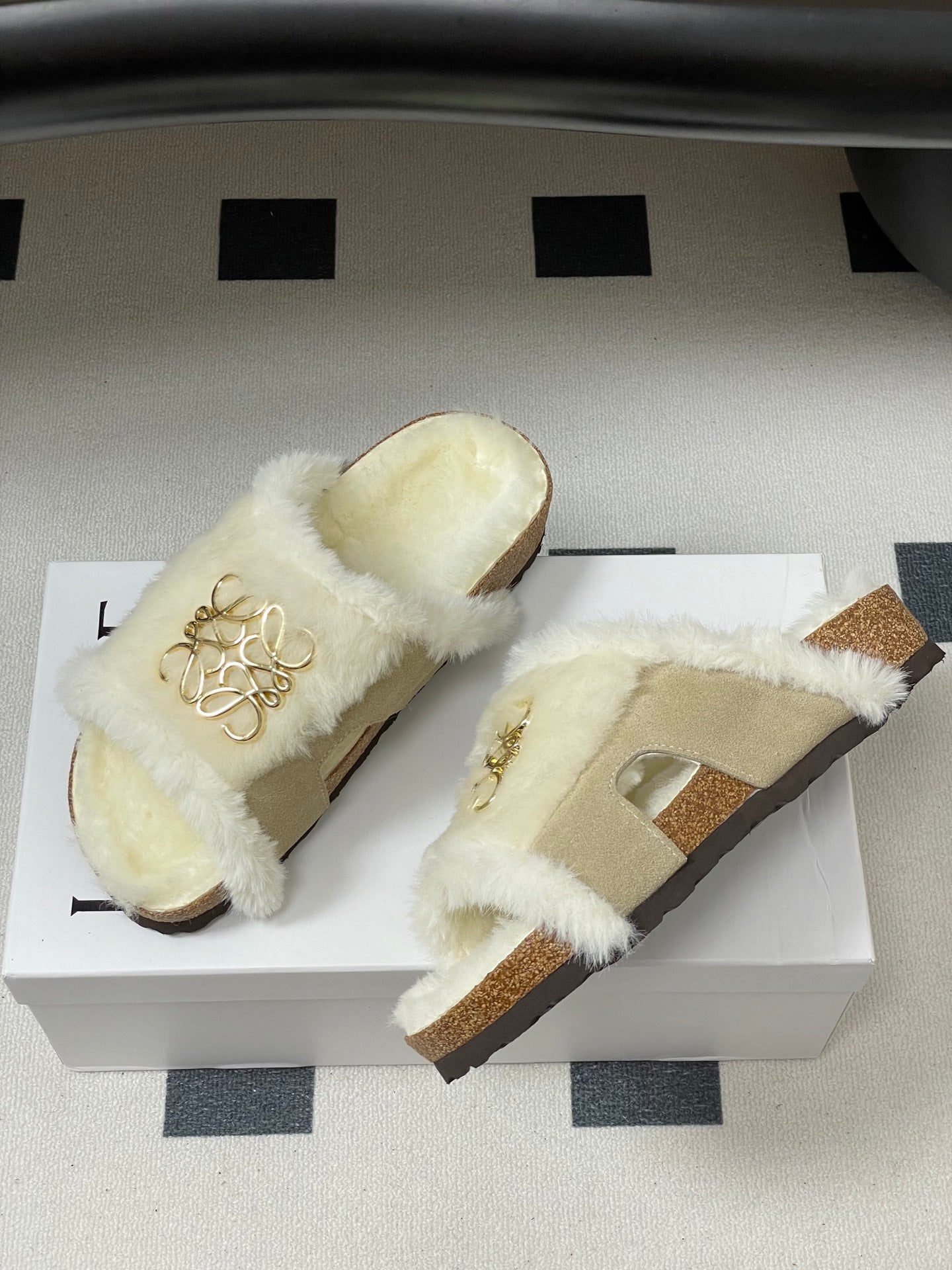 Loewe x Birkenstock slippers white gray further