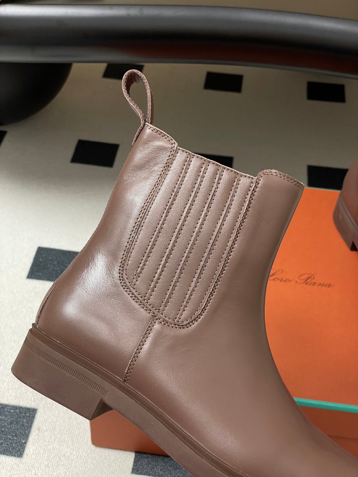 LP 25 Short Boot Chocolate Cowhide 534655