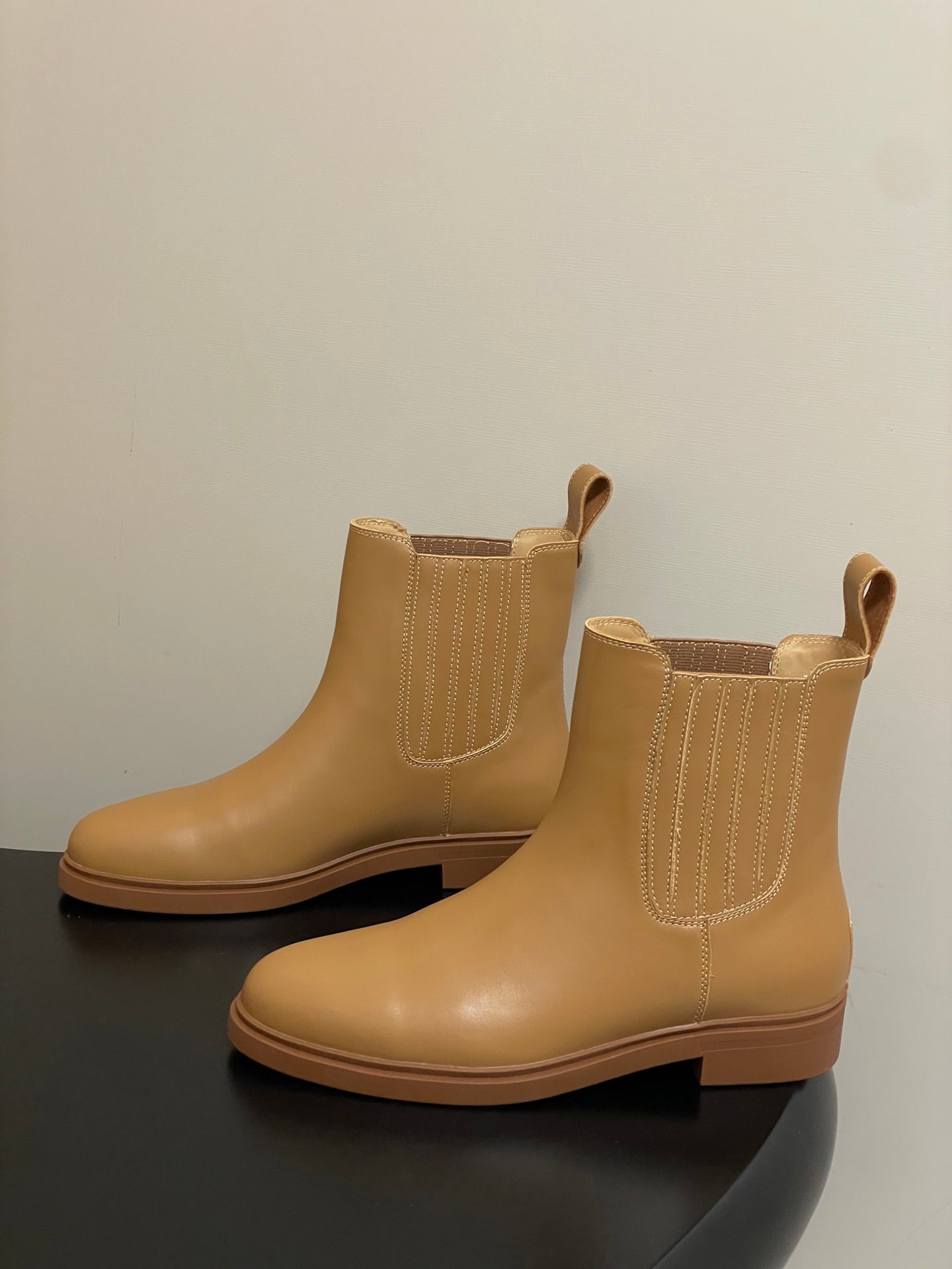 LP 25 Short Boot Tan Cowhide 534656