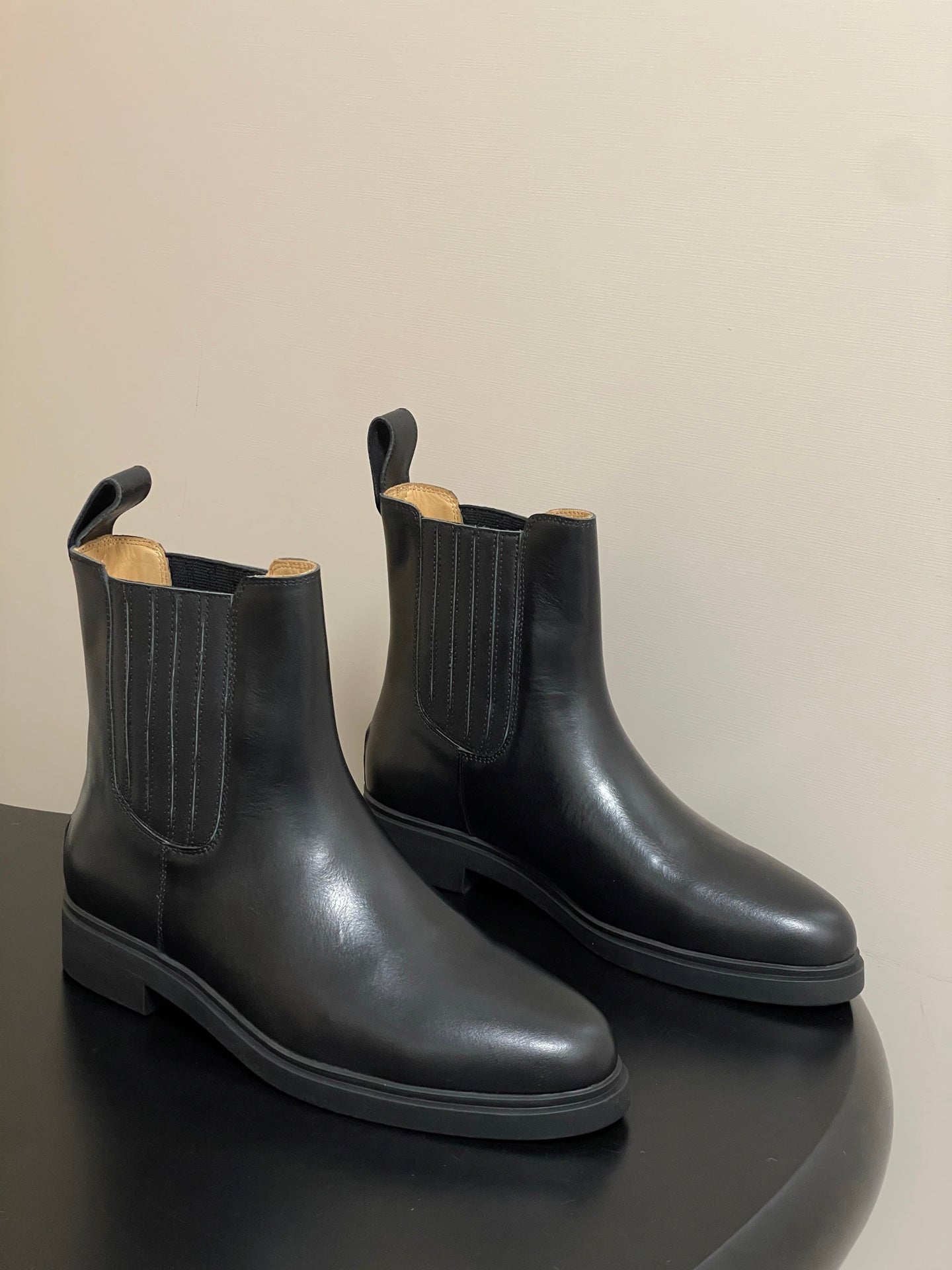 LP 25 Short Boot Black Cowhide 534657