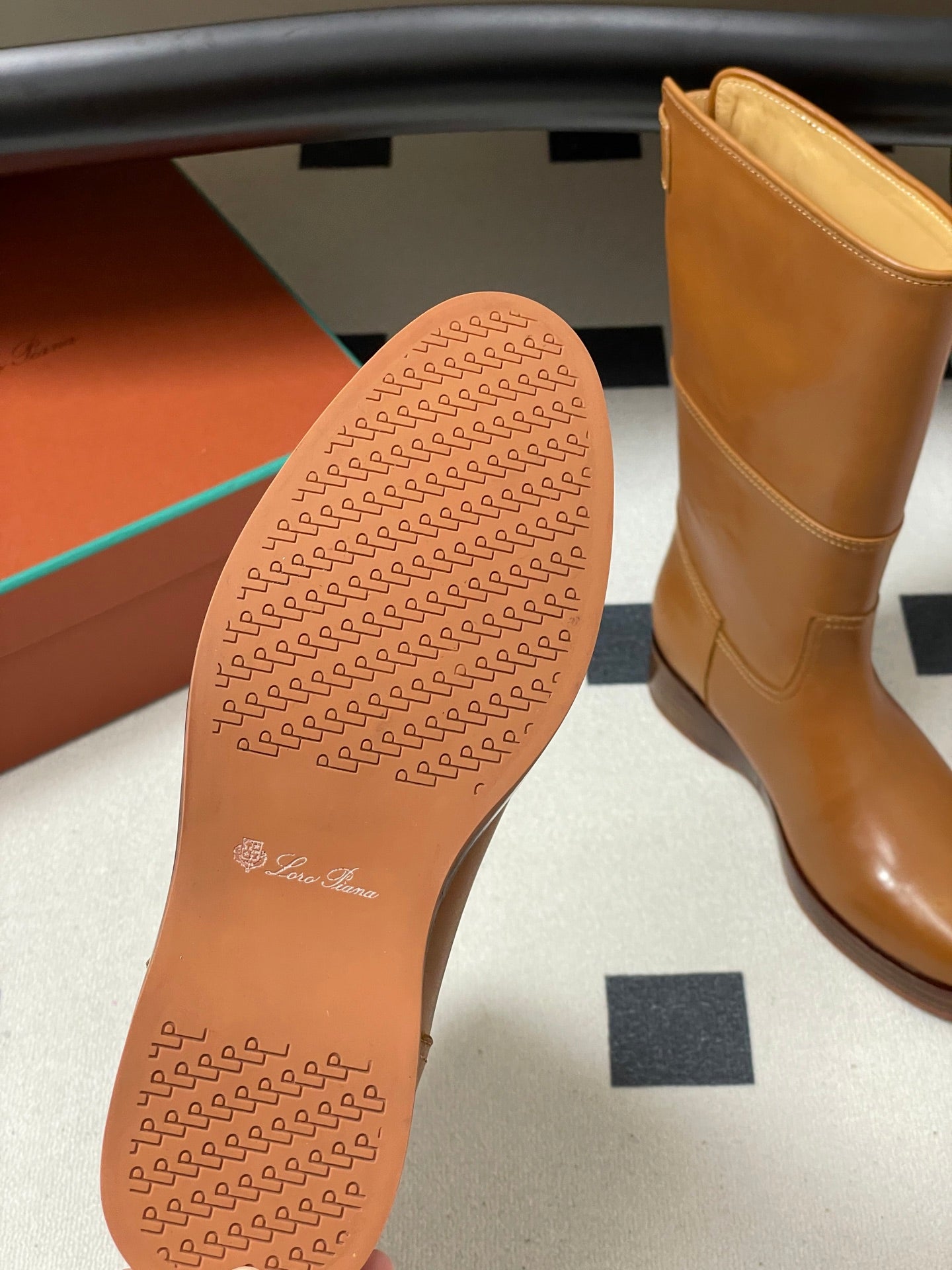 LP 25 Lupo Boot Tan Calfskin 534660