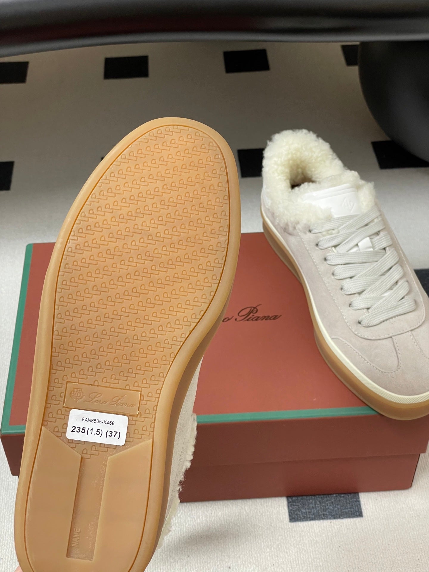 LP 25 Fur Sneaker Light Beige Suede Cowhide 534665