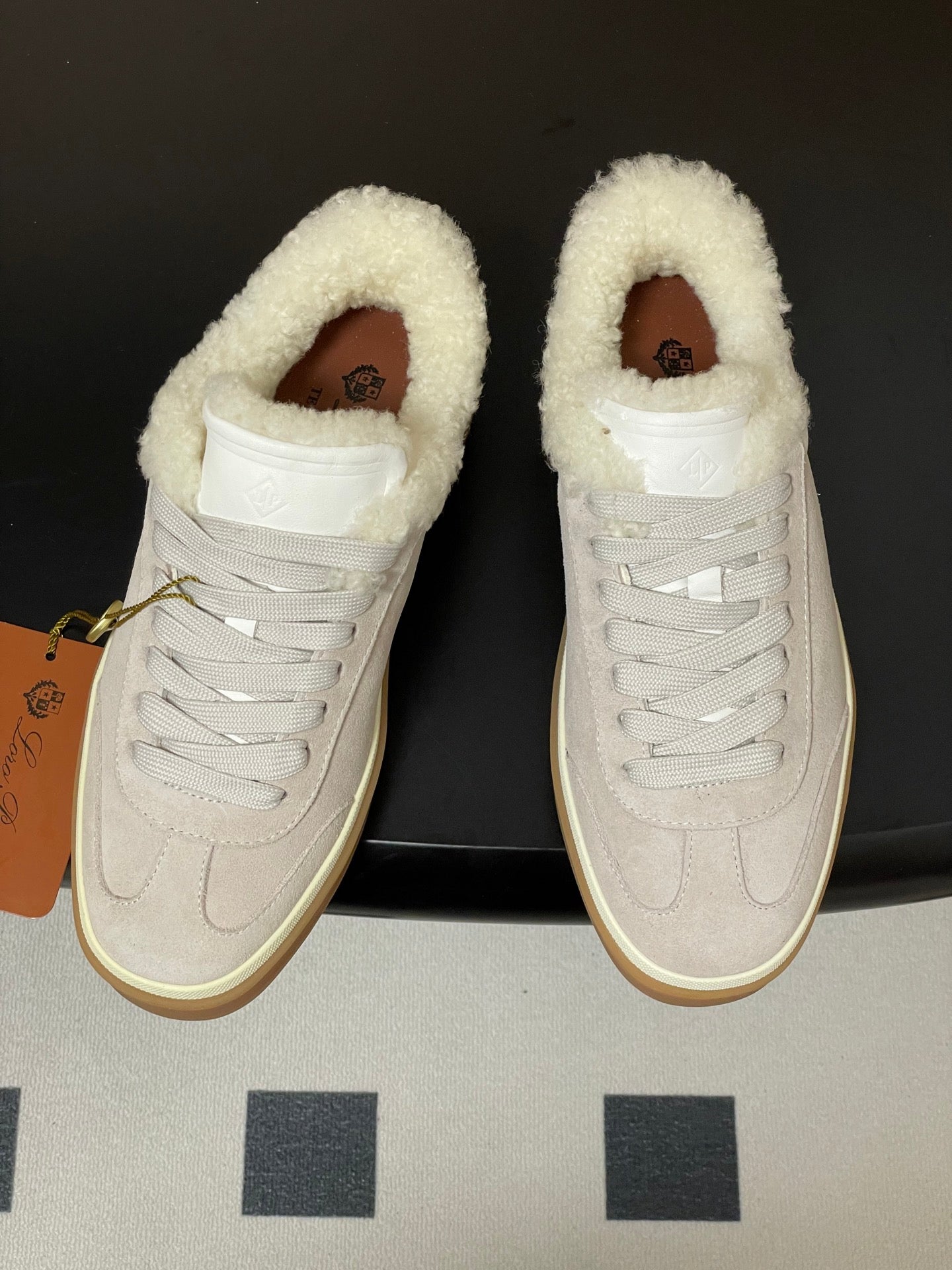 LP 25 Fur Sneaker Light Beige Suede Cowhide 534665