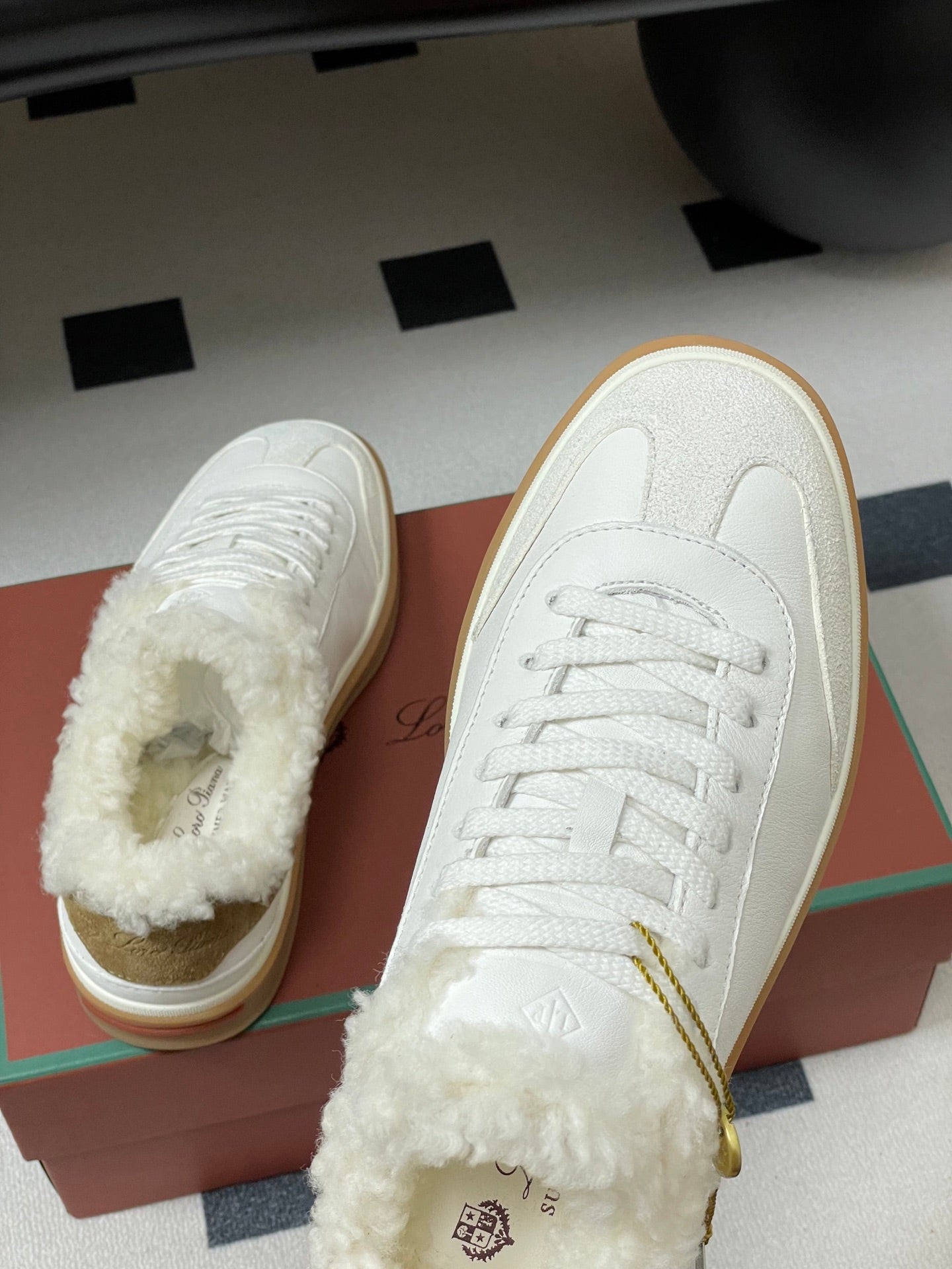 LP 25 Fur Sneaker White Suede Cowhide 534667