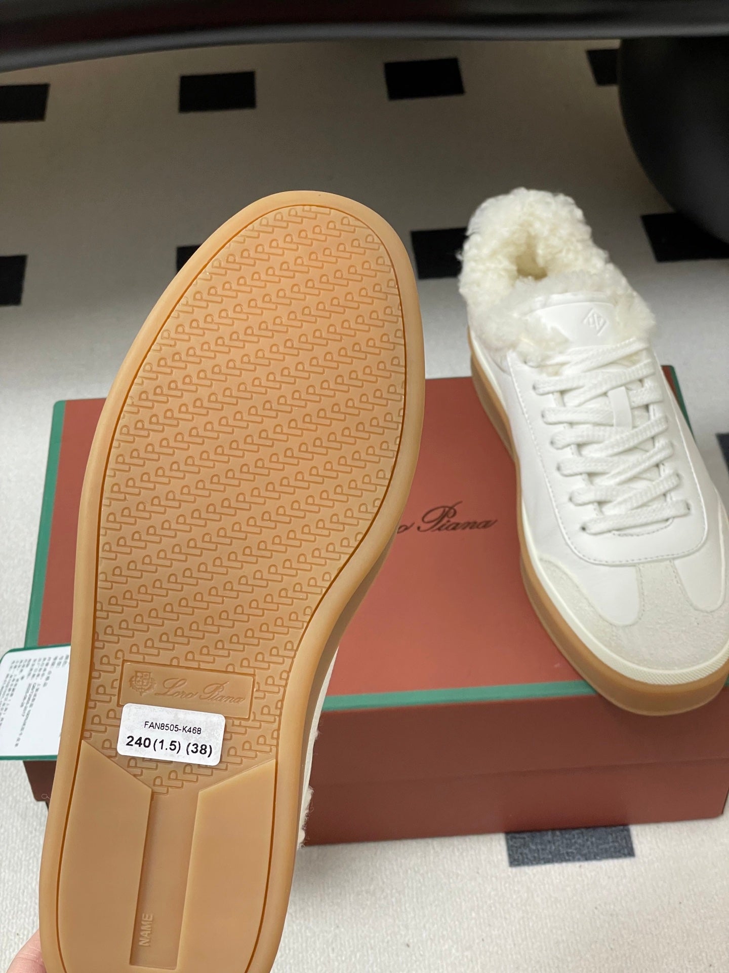 LP 25 Fur Sneaker White Suede Cowhide 534667