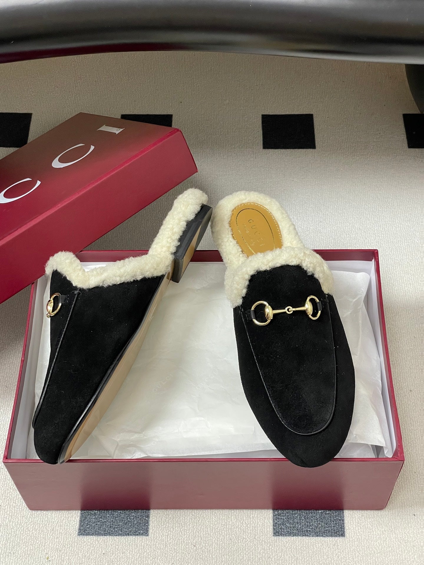 GG horsebit flat mules black suede and wool 534710
