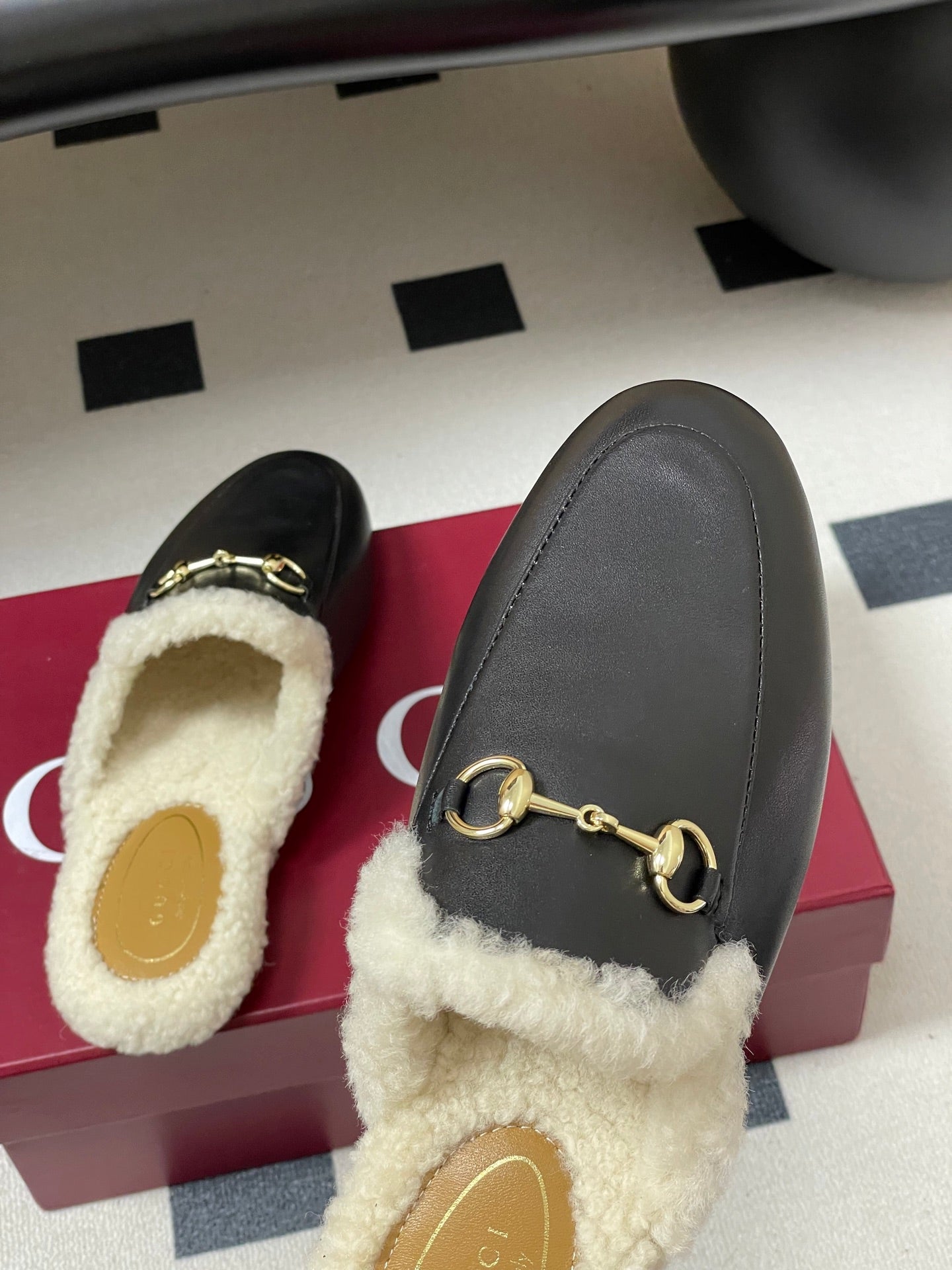 GG horsebit flat mules black cowhide 534713