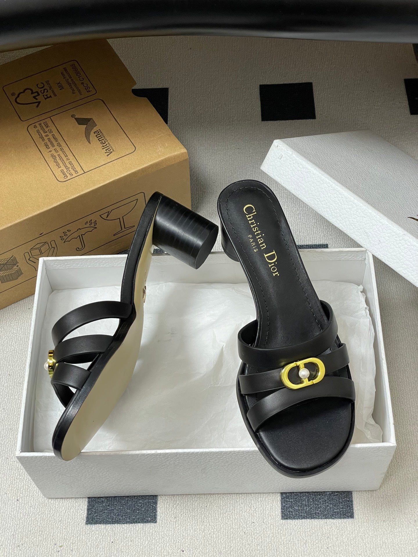 CD 26 Chunky Heel Sandals 50 Black Leather 593526