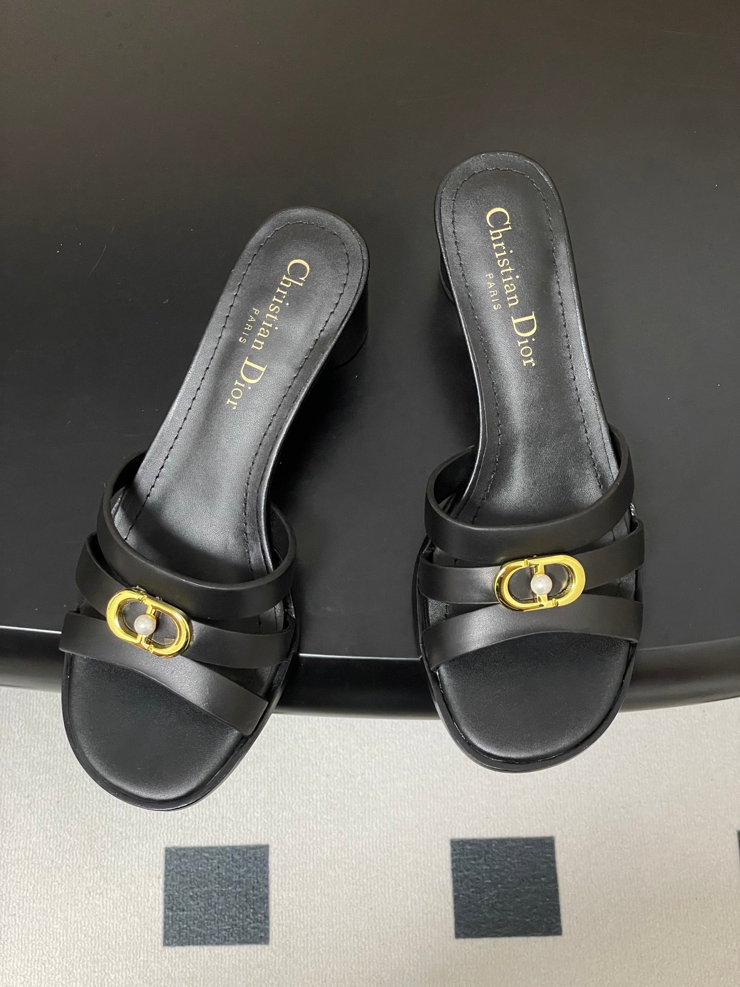 CD 26 Chunky Heel Sandals 50 Black Leather 593526