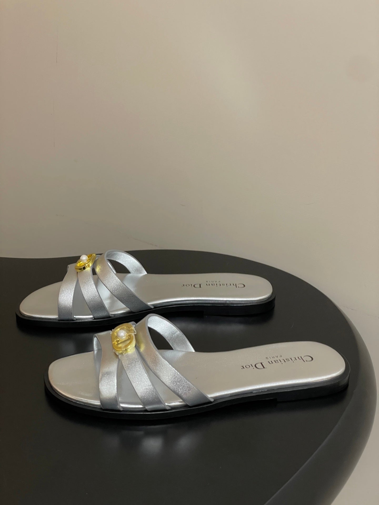 CC 26 Chunky Heel Sandals Metallic Silver Leather 593527