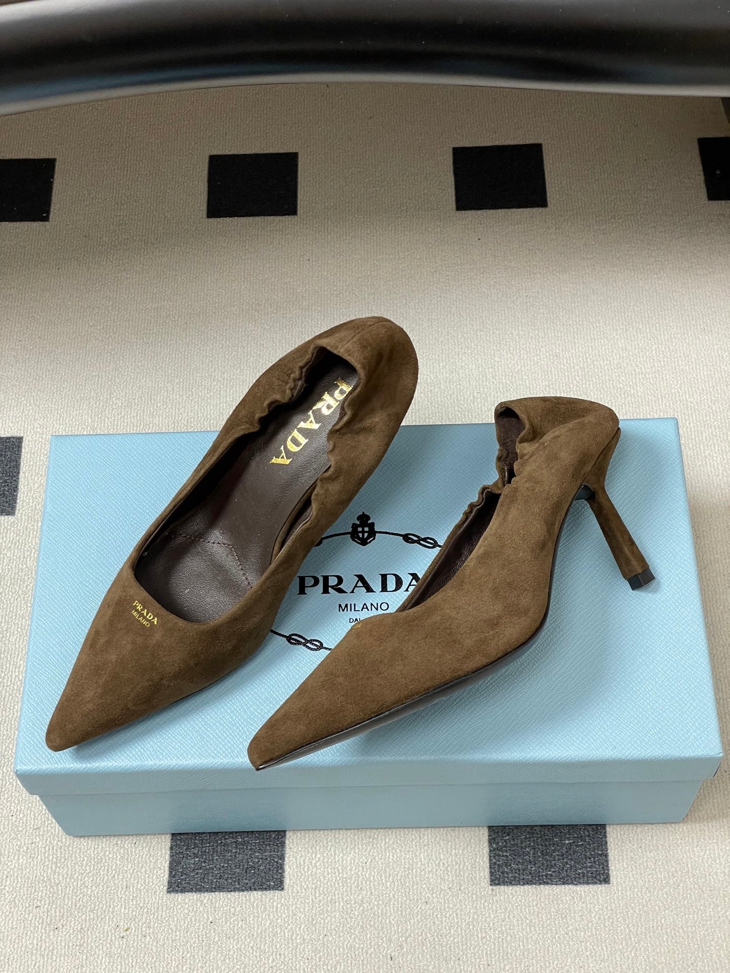 PRA 26SS Pointed Toe Heels Brown Suede 593833