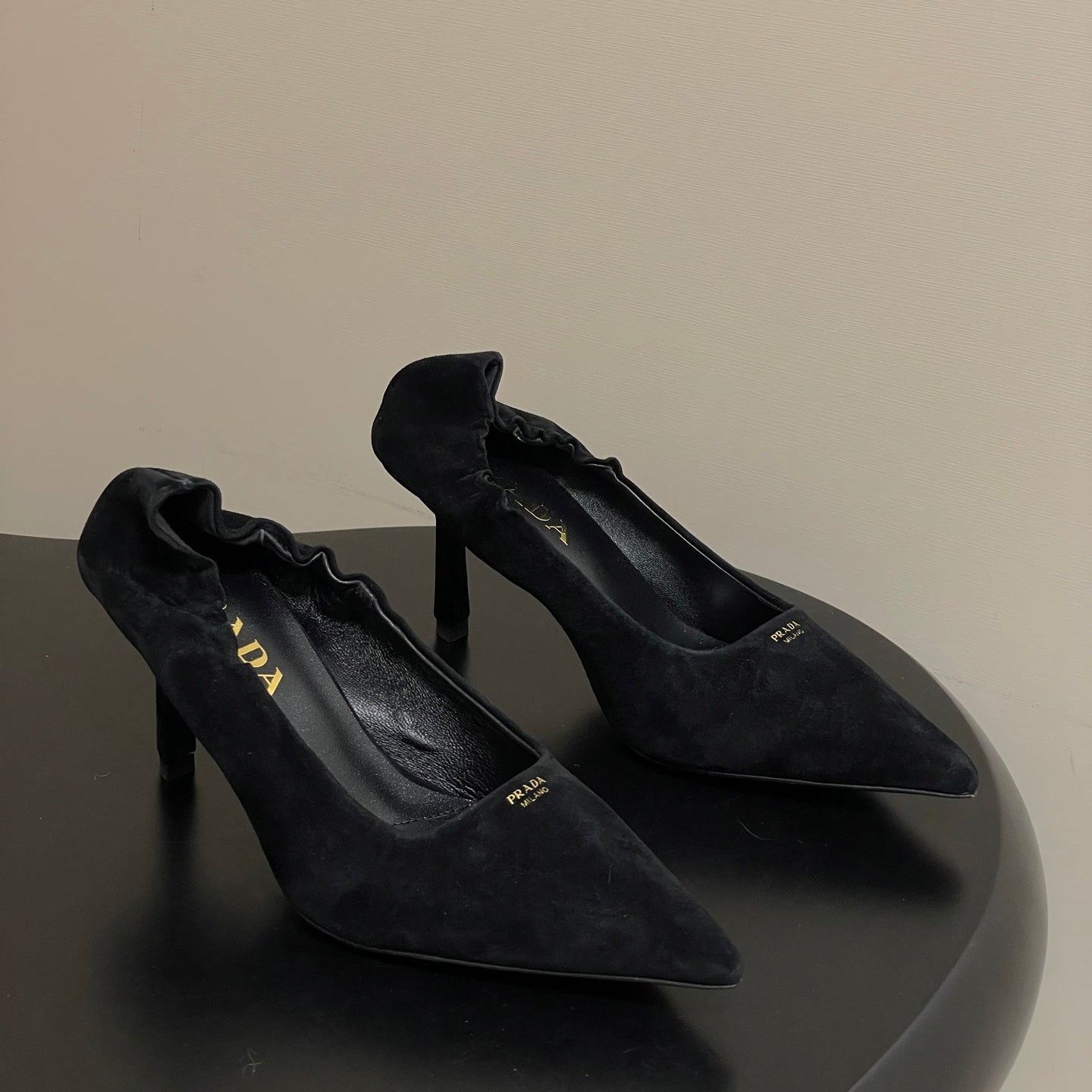PRA 26SS Pointed Toe Heels Black Suede 593834