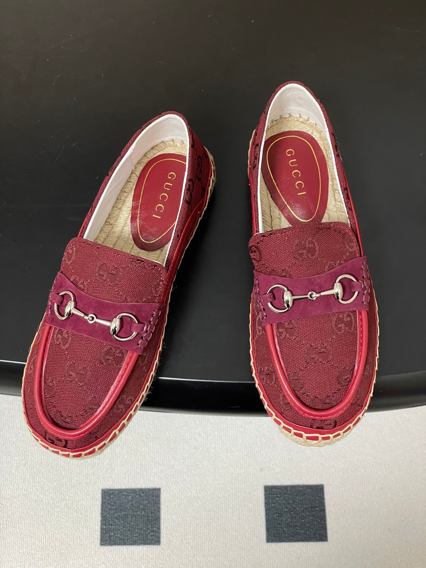 GG 26ss Slip-on Loafers Red  Double G Canvas 593493