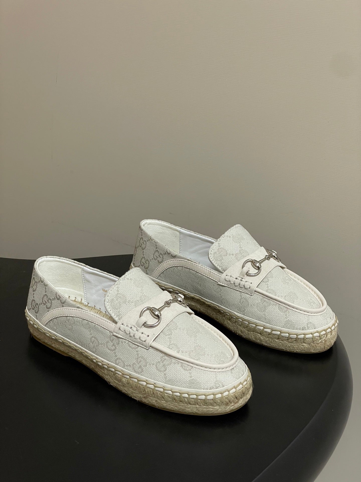 GG 26ss Slip-on Loafers Ivory Denim 593495