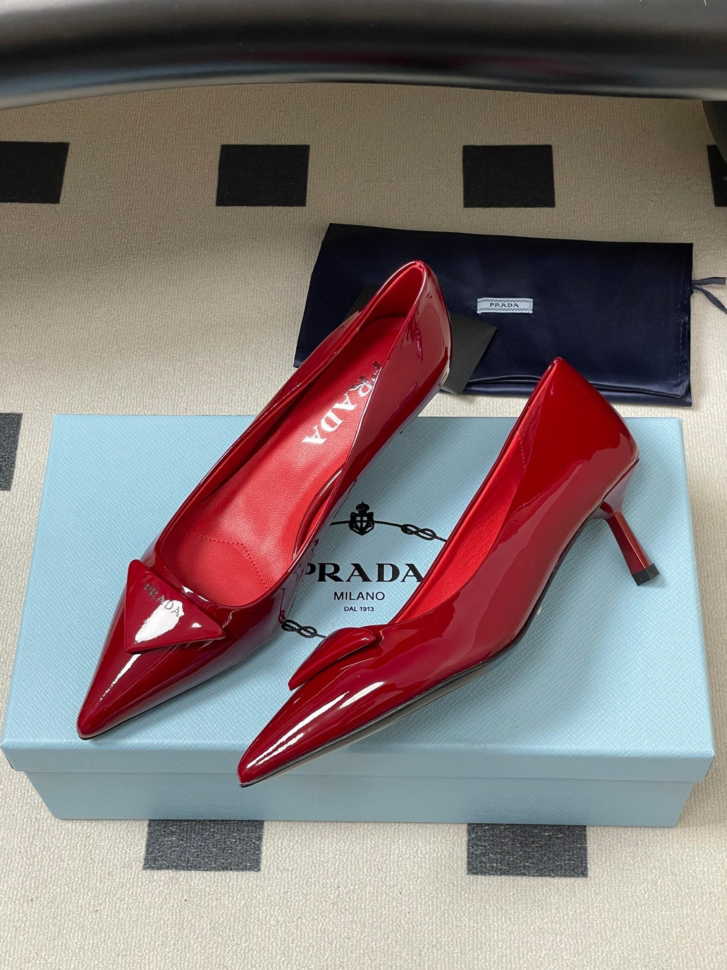 PRA 26SS Pointed Toe Heels Red Patent Leather 593835