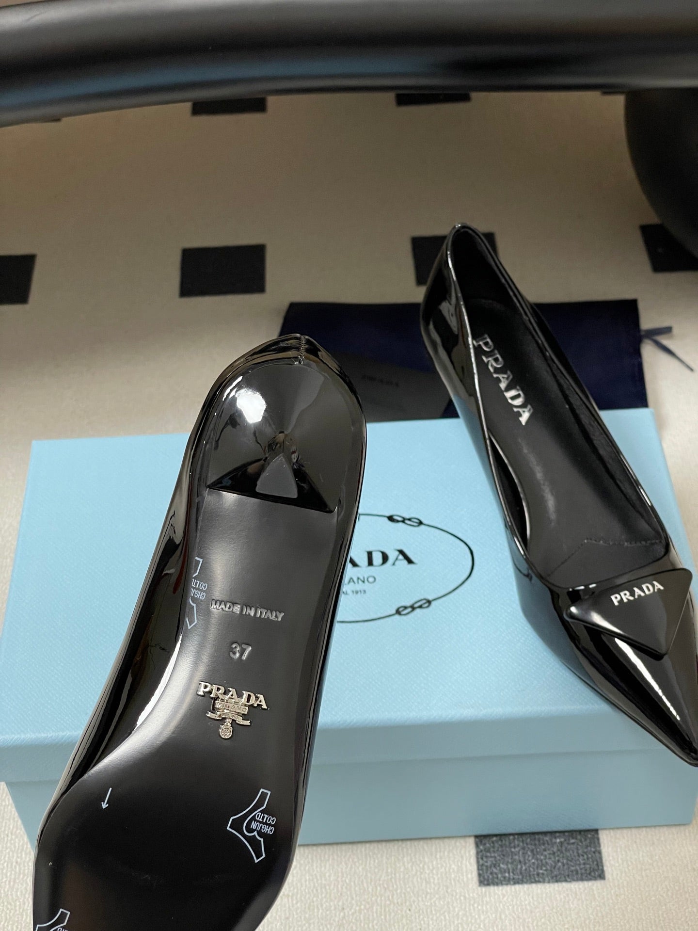 PRA 26SS Pointed Toe Heels Black Patent Leather 593837