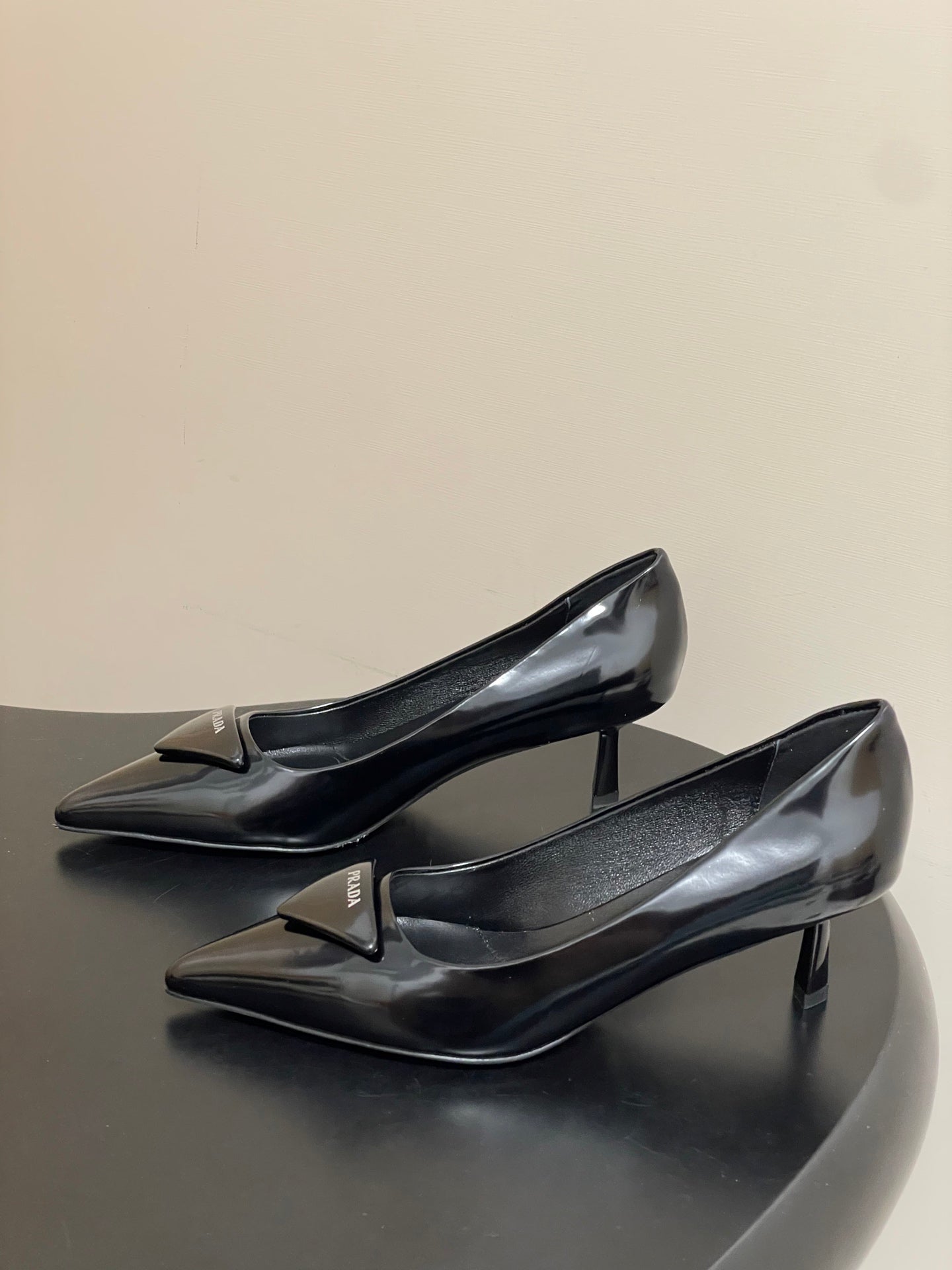 PRA 26SS Pointed Toe Heels Black Leather 593840