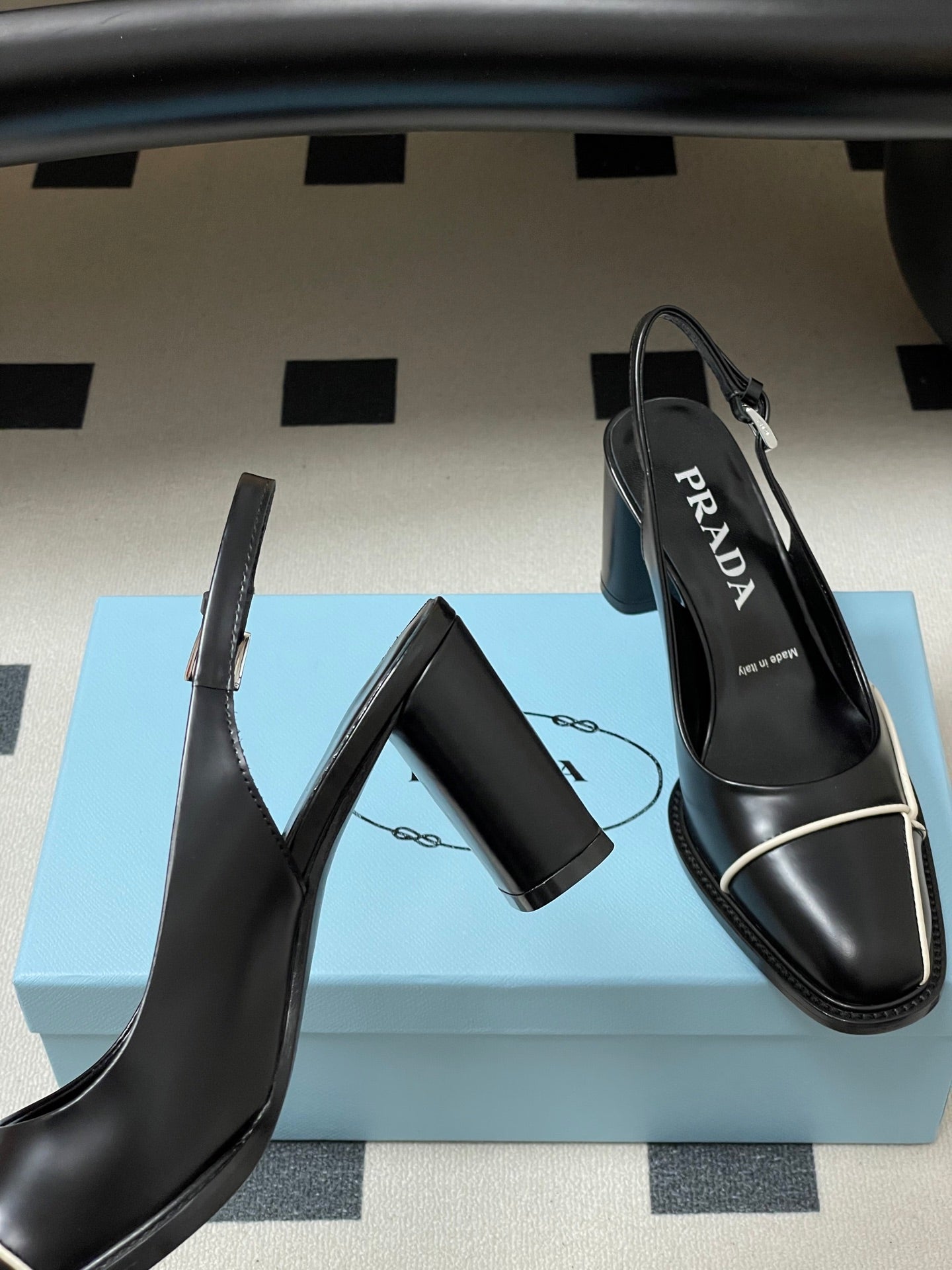 PRA 26SS Slingback 70 Black White Cowhide 593846