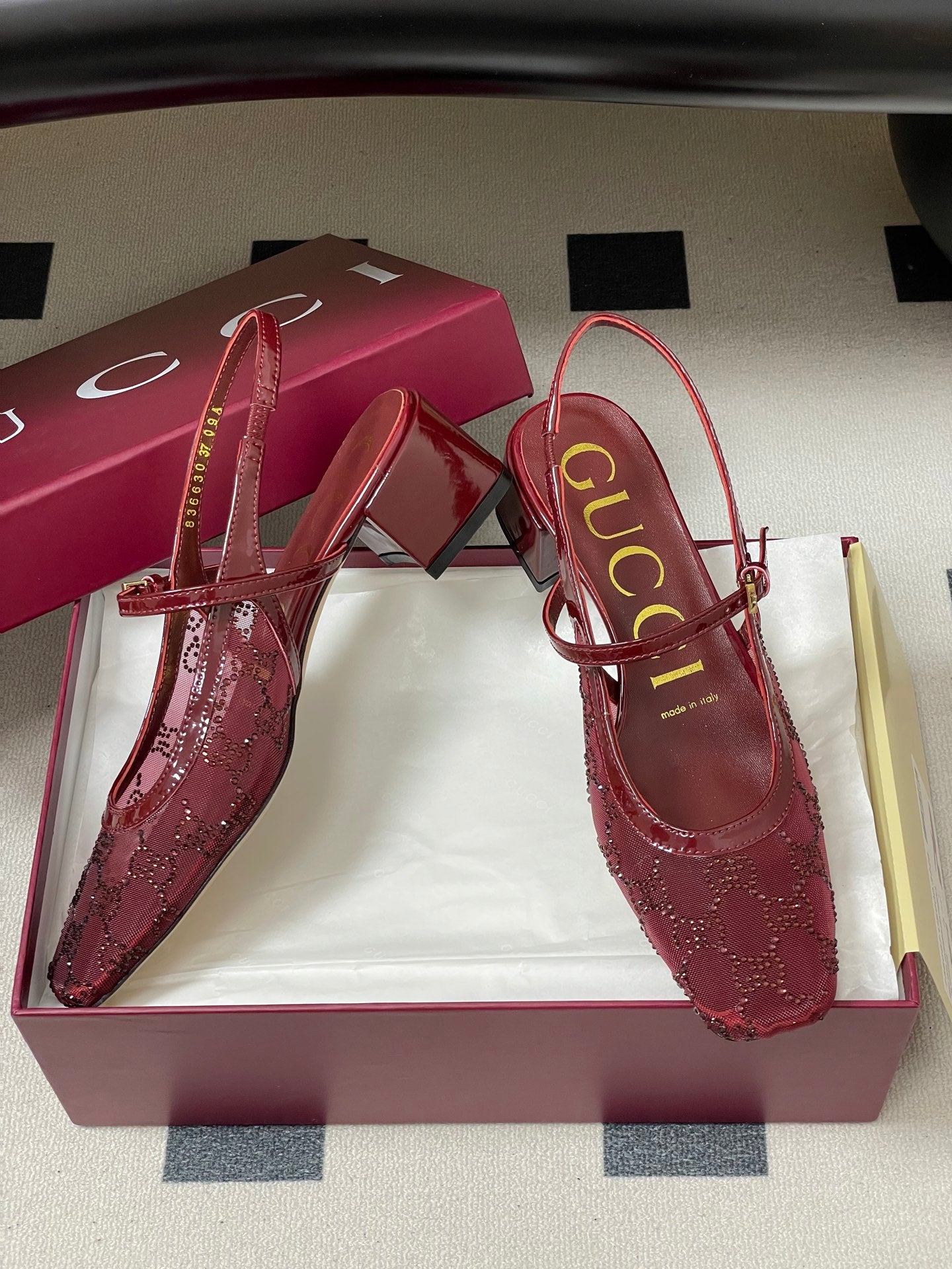 GG 26ss Crystal Rhinestone Mary Jane Red Mesh Fabric 593509