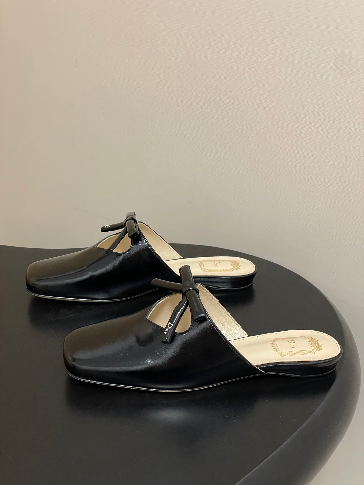 CD 26 Flat Mule Black Patent Cowhide 593599