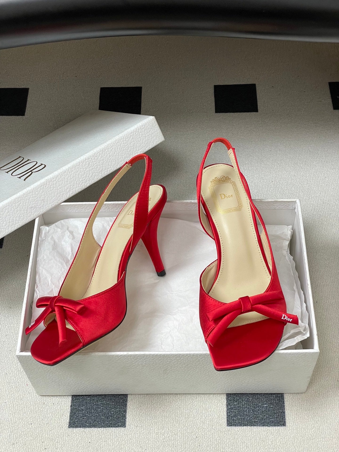 CD 26 Slingback 85 Red Beige Leather Silk Fabric 593603