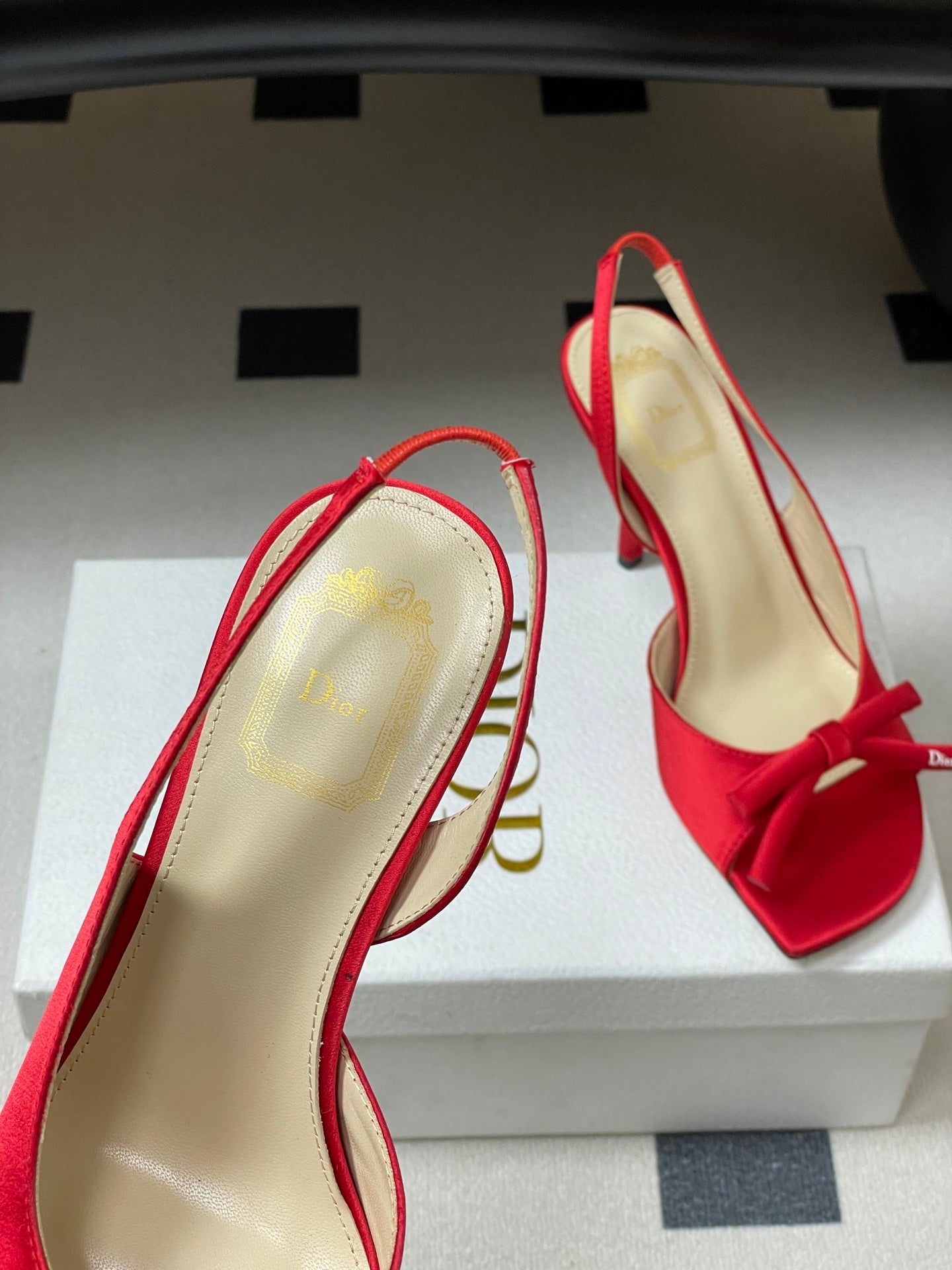 CD 26 Slingback 85 Red Beige Leather Silk Fabric 593603