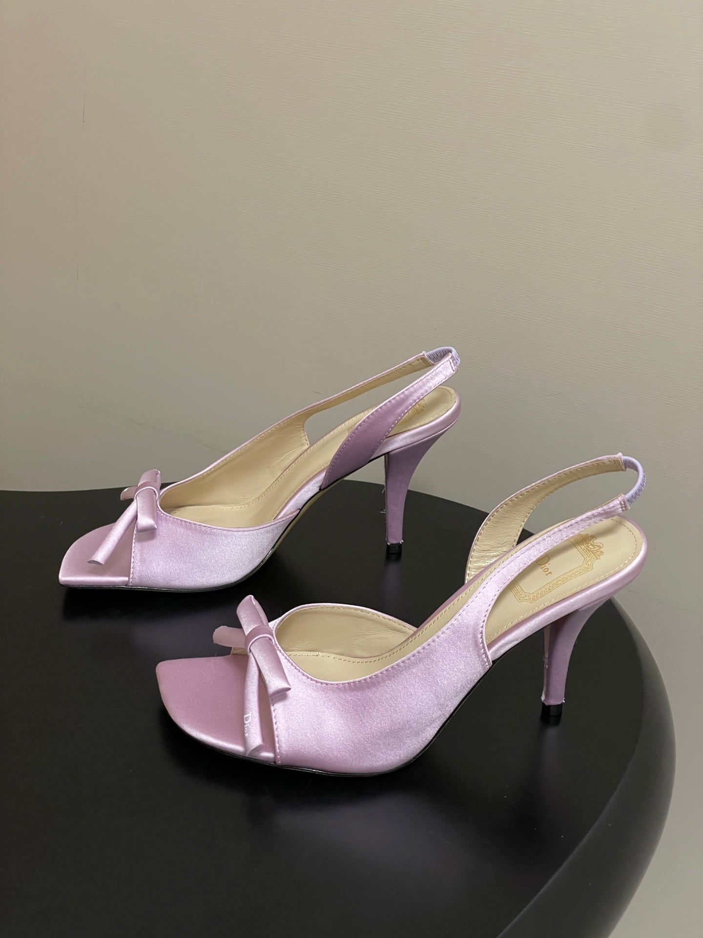 CD 26 Slingback 85 Light Purple Leather Silk Fabric 593604