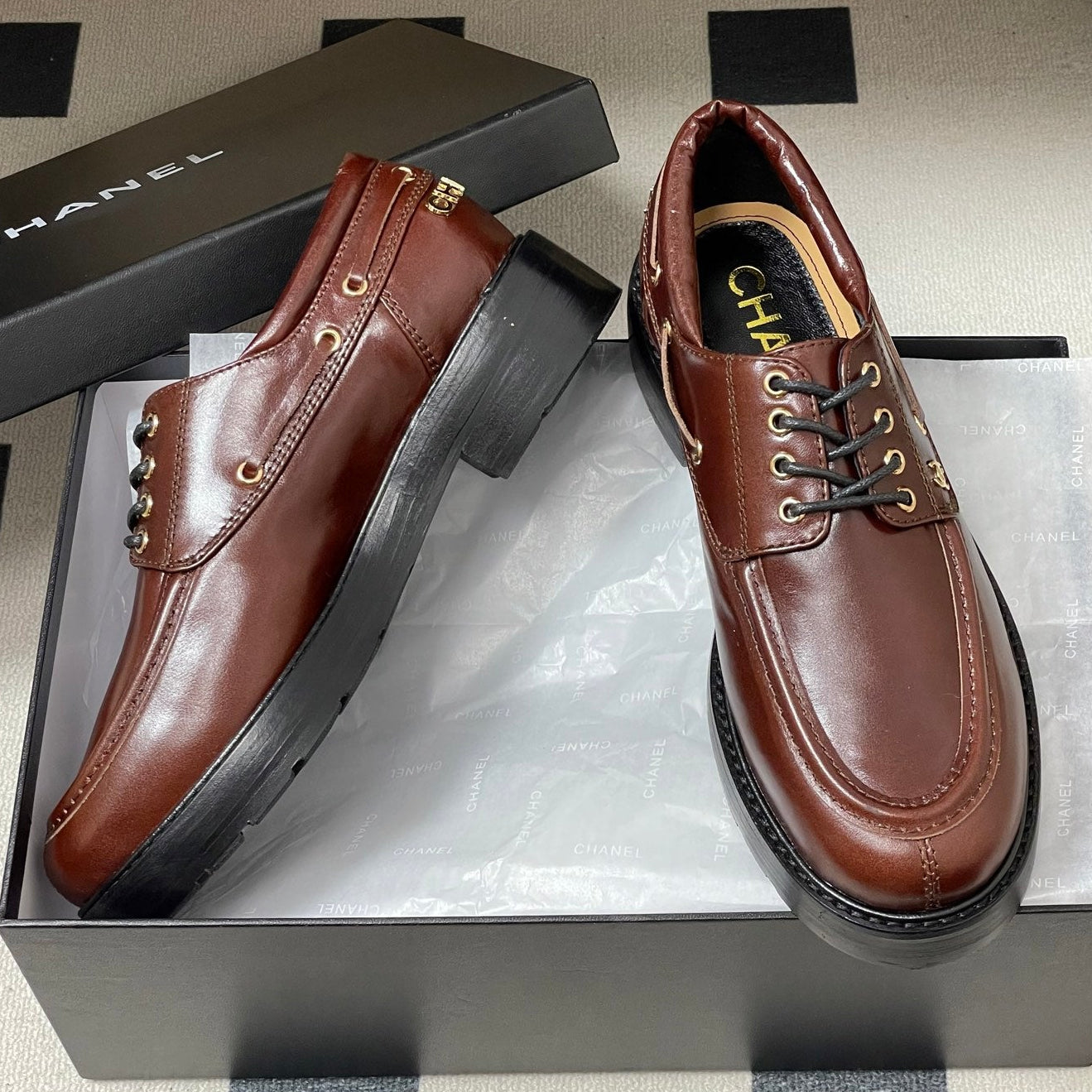 CC 26 Lace-Up Loafer Brown Sheepskin 594248