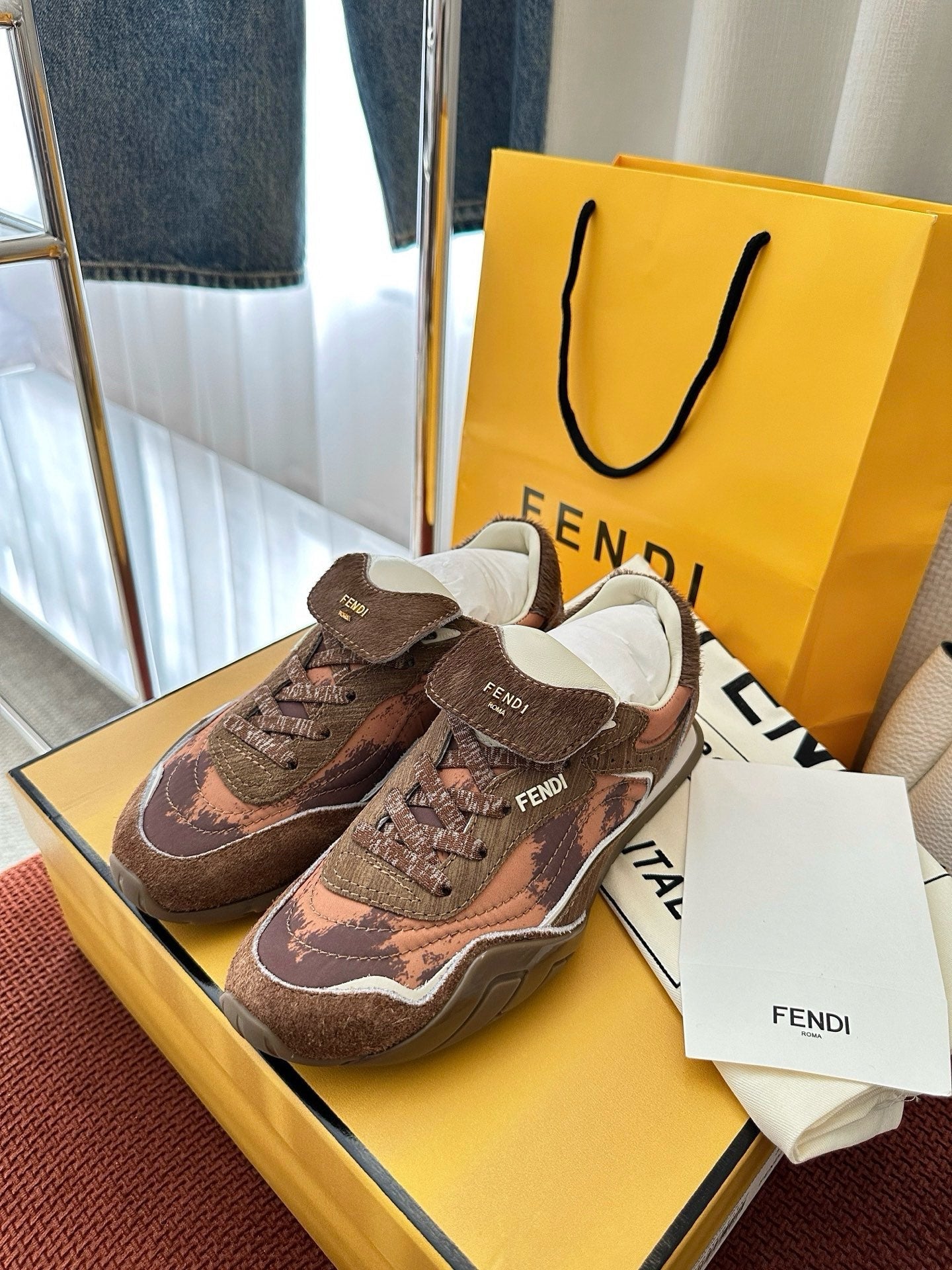 Fendi 2025 Wave Pulse Sneaker Brown Suede Cowhide 562137