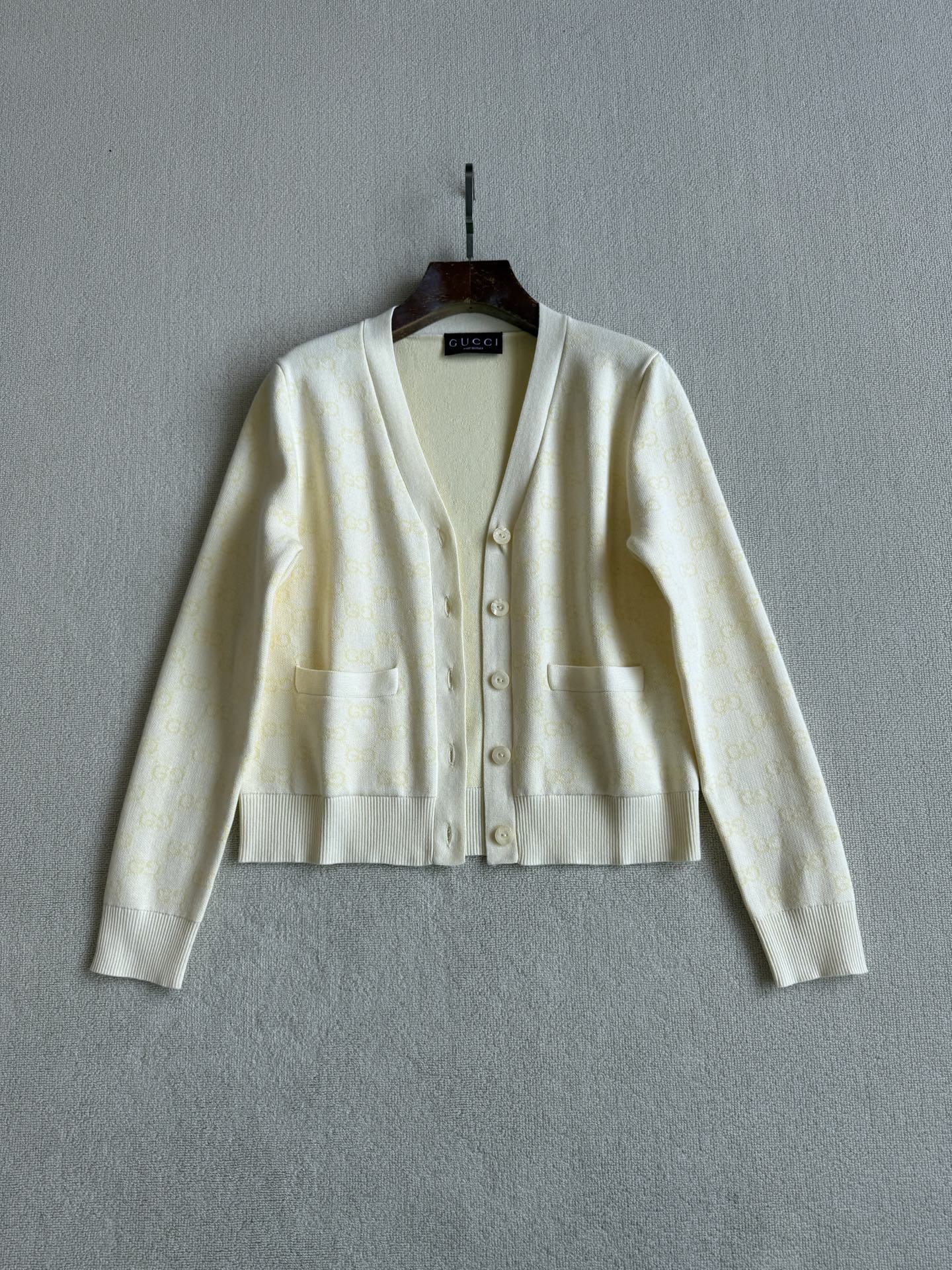 GG 25 Cardigan Light Yellow Wool 0031