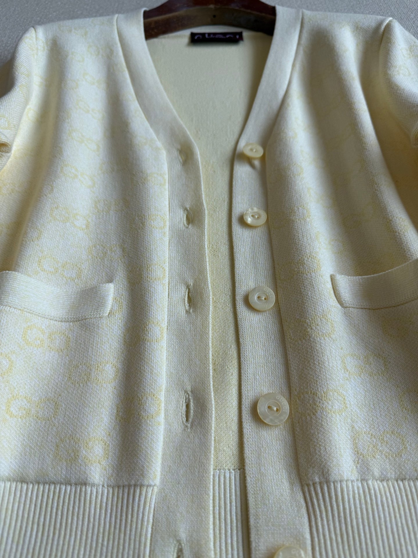 GG 25 Cardigan Light Yellow Wool 0031