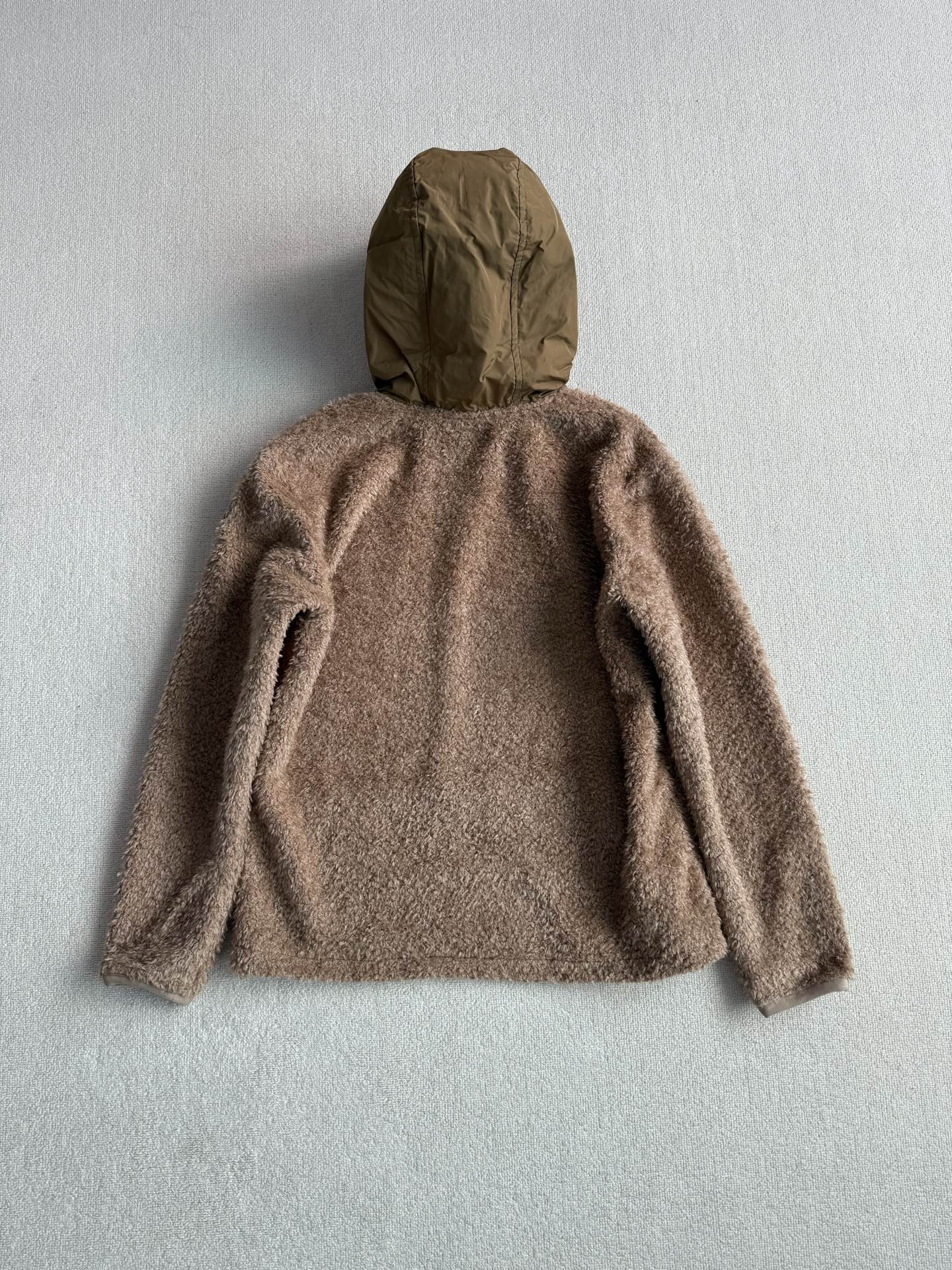 MC 2025 Sweatshirt Brown Teddy Felt Fabric
