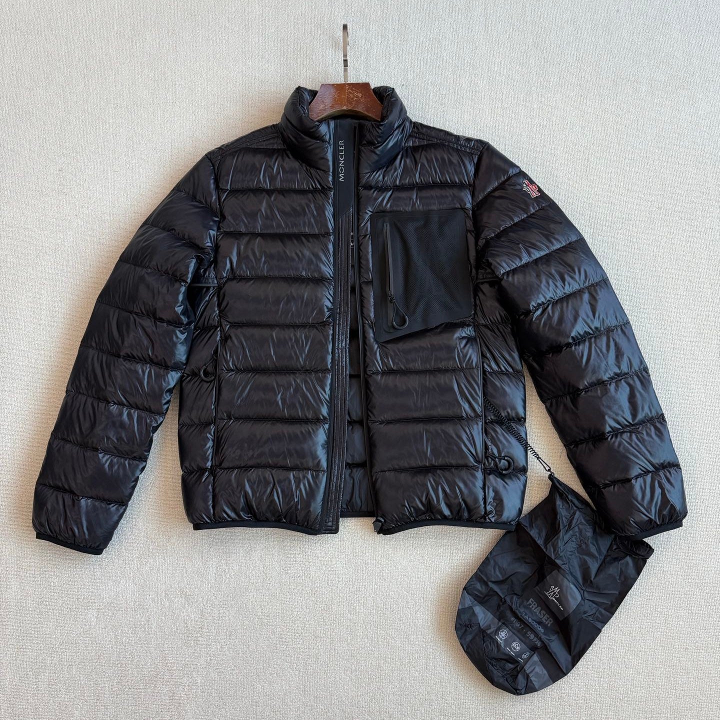 MC 2025 Short Down Jacket Black Gloss Polyester