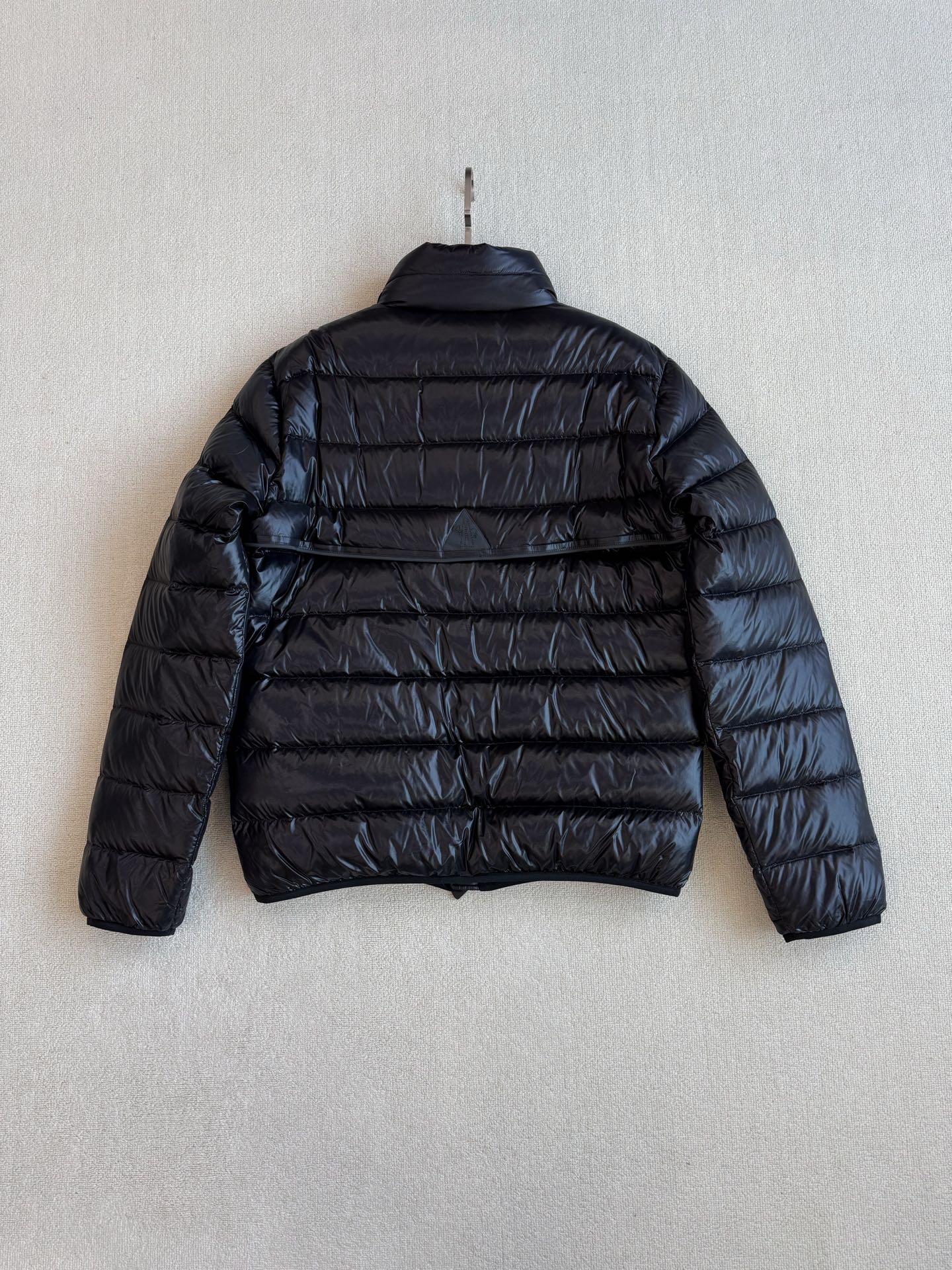 MC 2025 Short Down Jacket Black Gloss Polyester