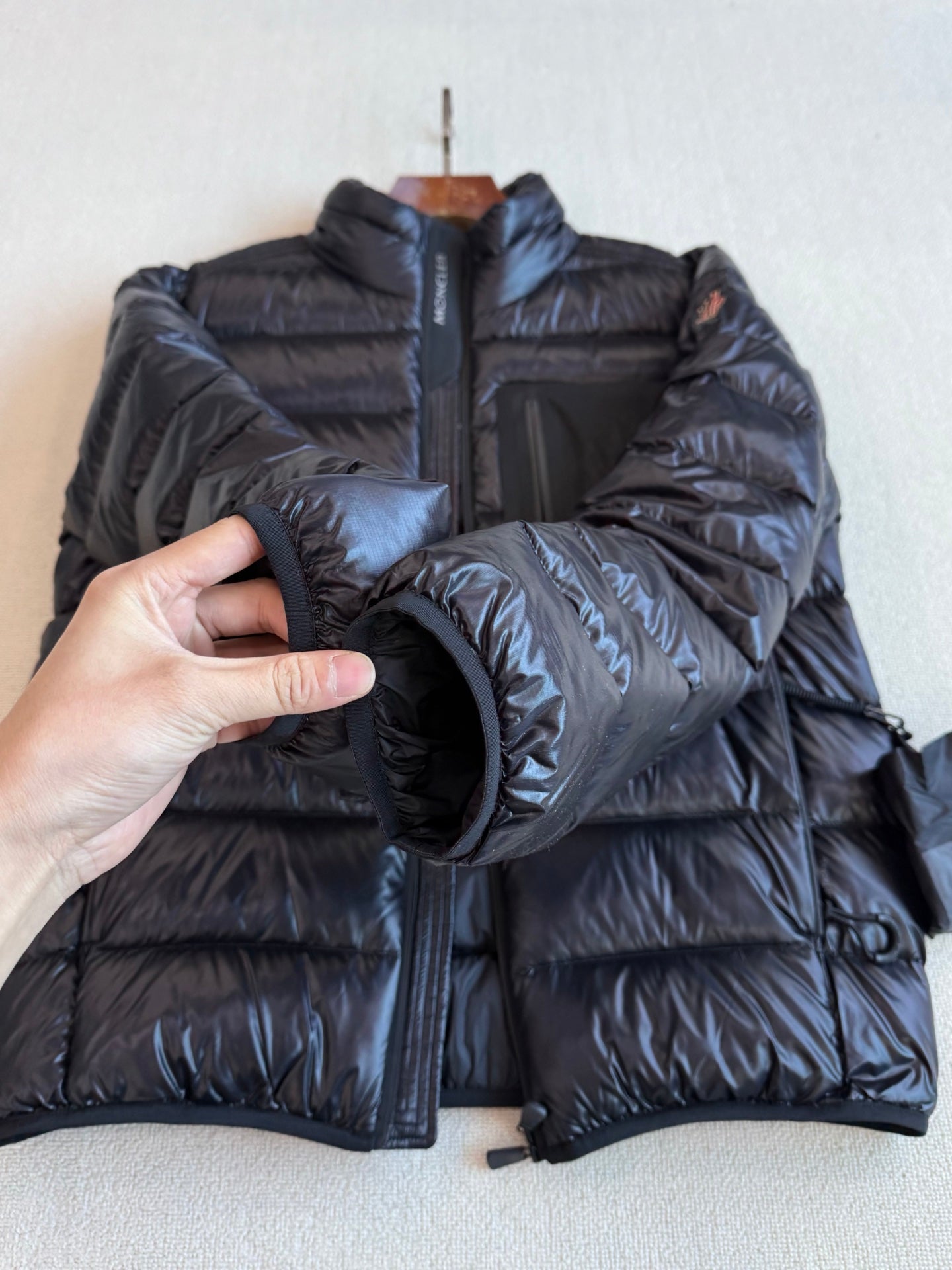 MC 2025 Short Down Jacket Black Gloss Polyester