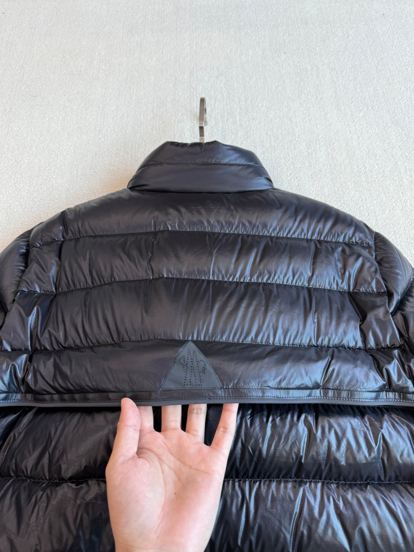 MC 2025 Short Down Jacket Black Gloss Polyester