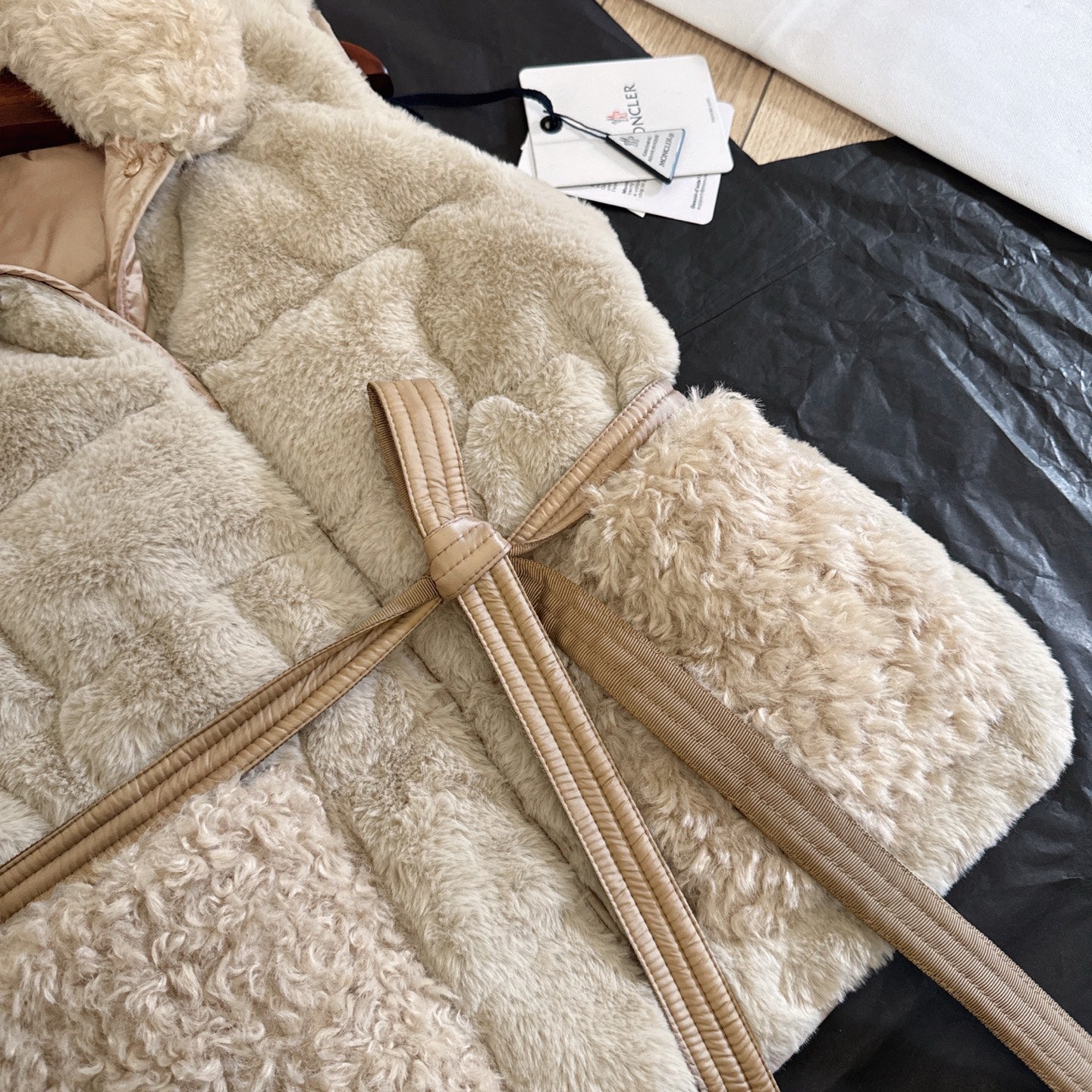 Moncler 2025 Joui Faux Vest Light Beige Fur And Teddy Down