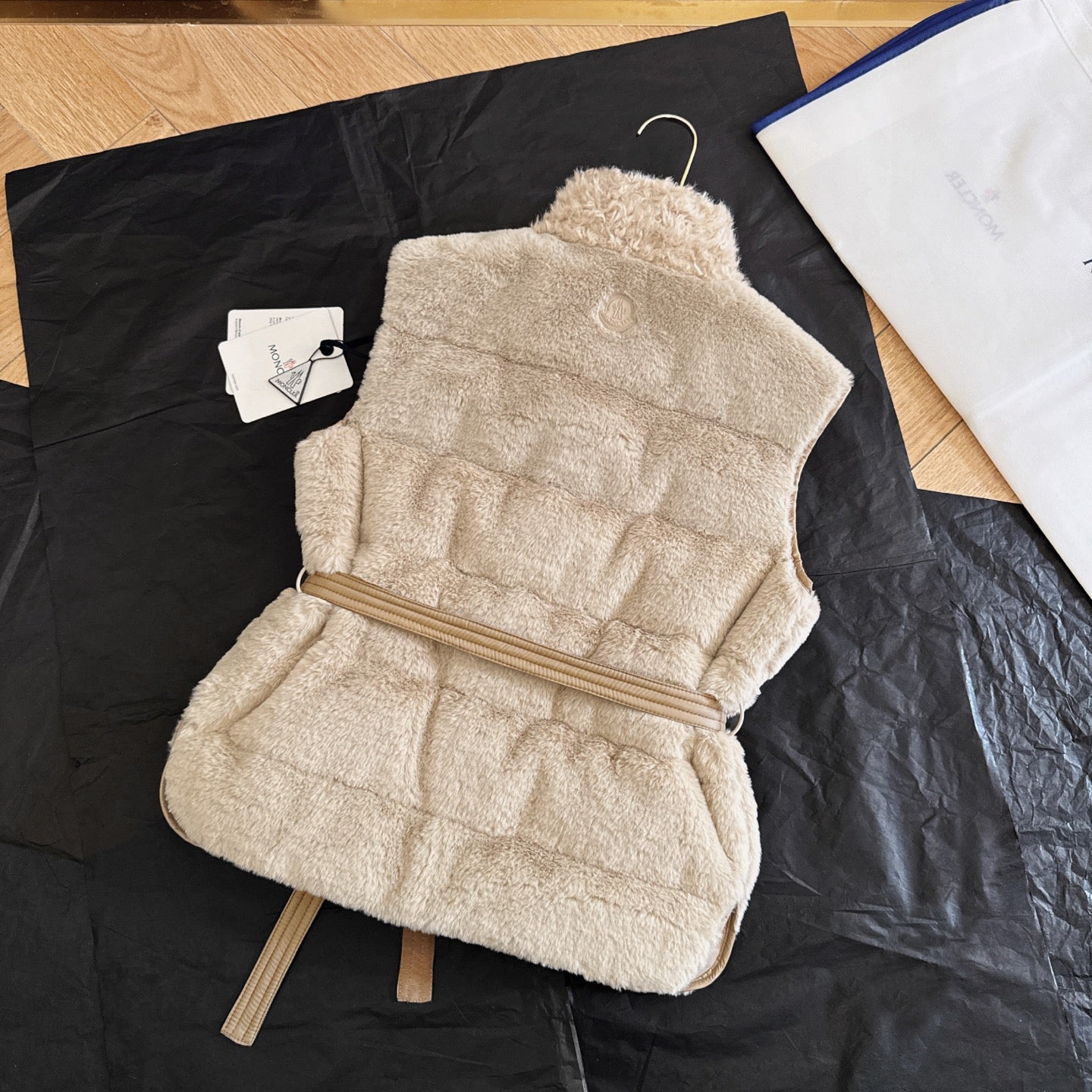 Moncler 2025 Joui Faux Vest Light Beige Fur And Teddy Down