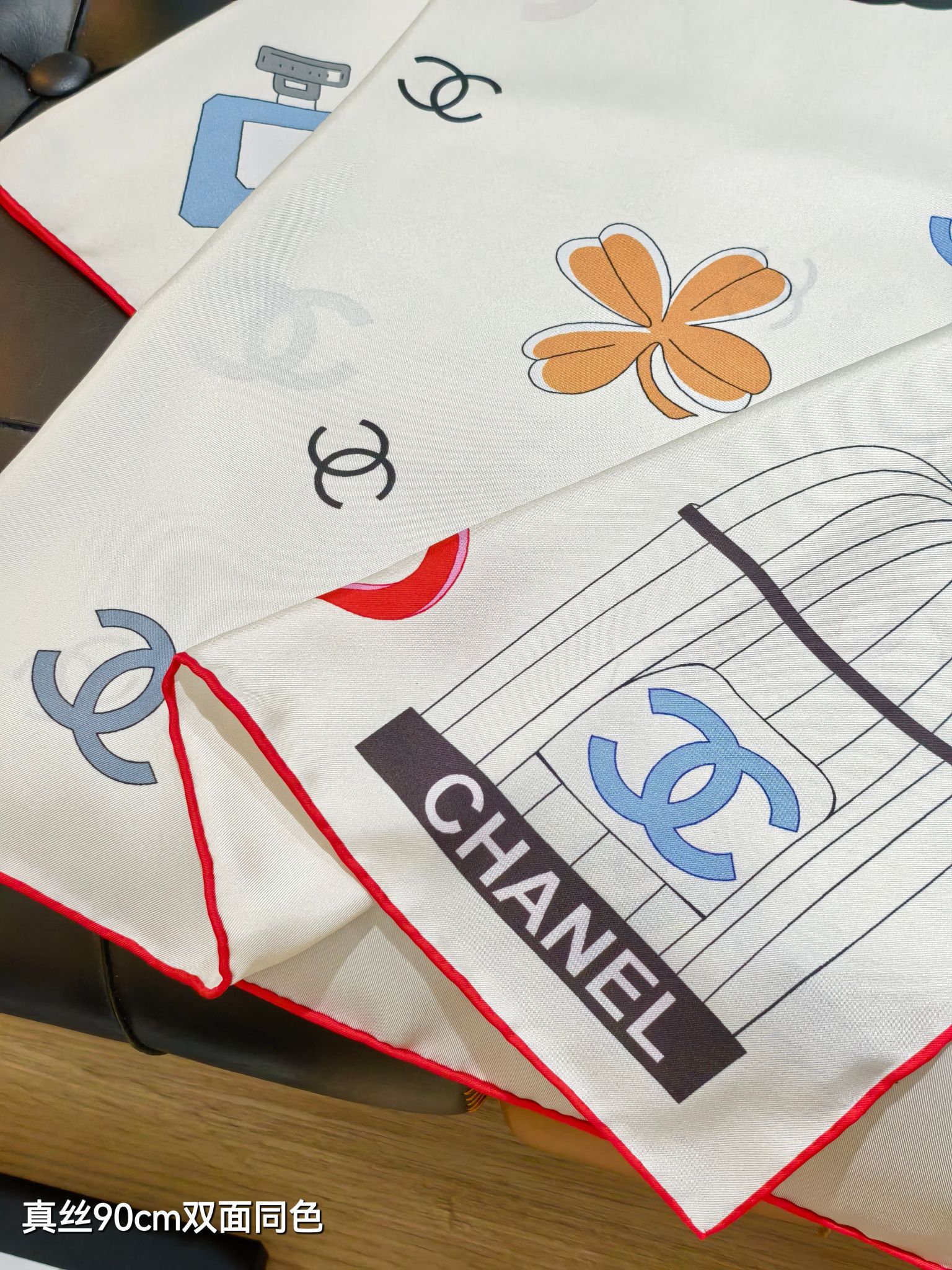 CC 25 Scarf 90CM In White Colorful Cashmere 293046