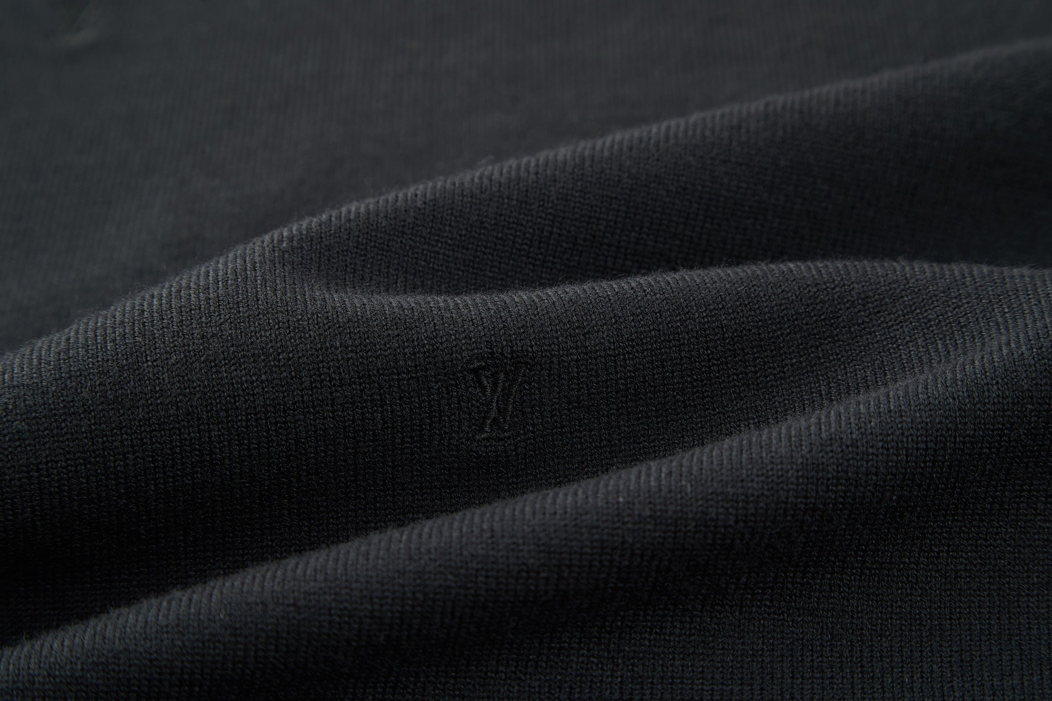 LV Minimalist Design T- shirt Black Coton Spandex