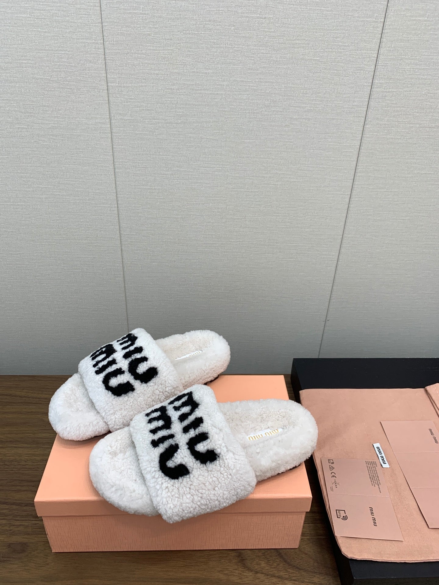 Miu slippers White With Black Text Pure Wool