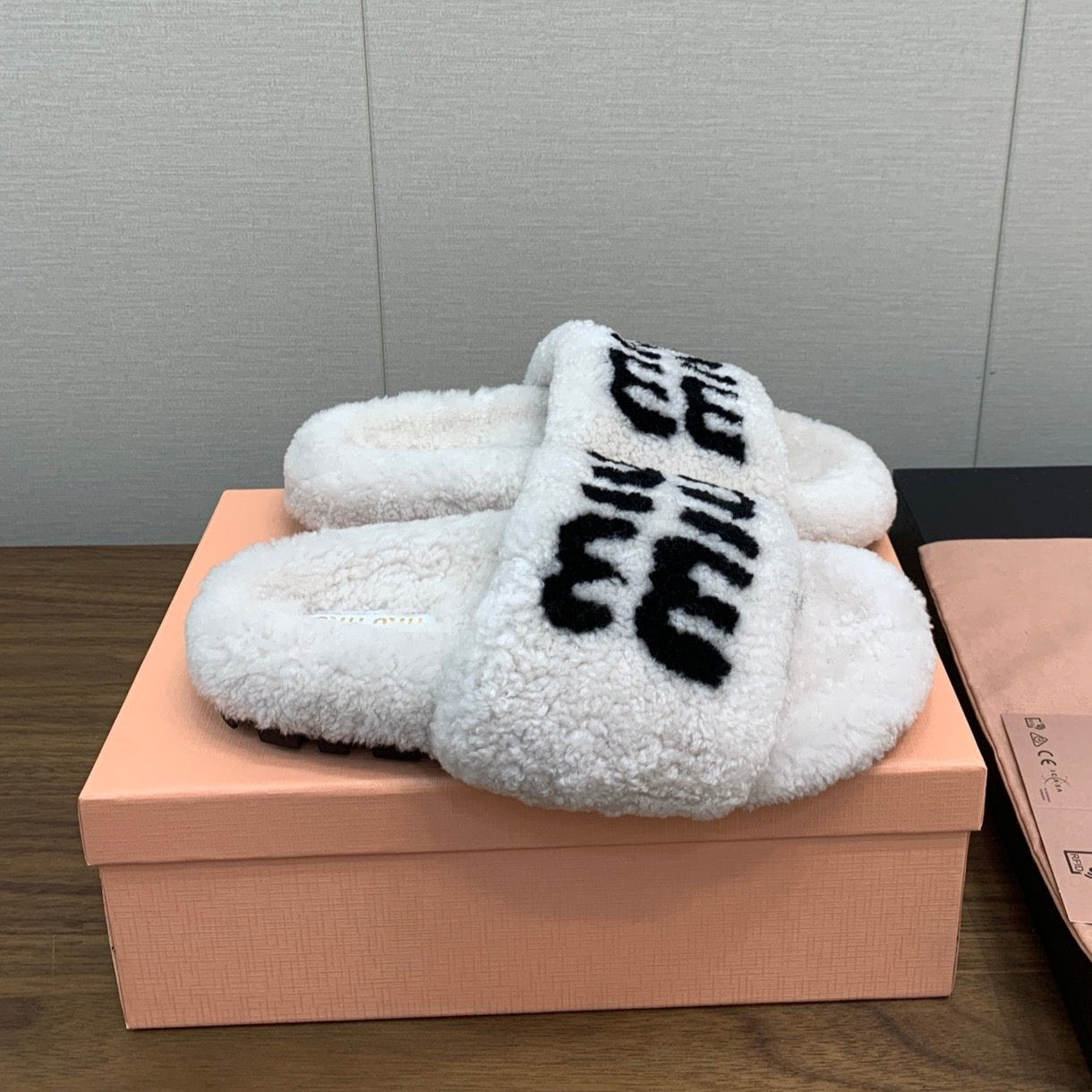 Miu slippers White With Black Text Pure Wool