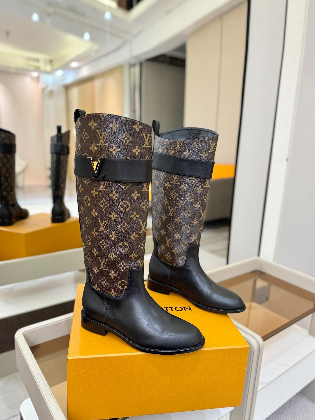 LV 25 Metal Buckle Riding Boots Monogram Brown Cowhide 573889