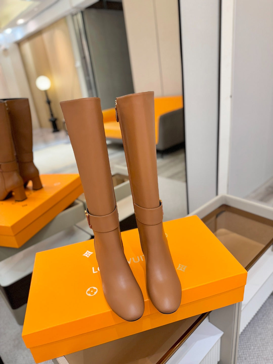 LV 25 Long Boots 75 Camel Sheepskin 573742