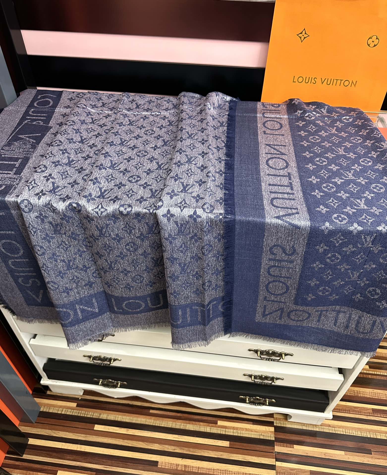 LV  Long Scarf 140cm Navy Blue Cashmere 967311