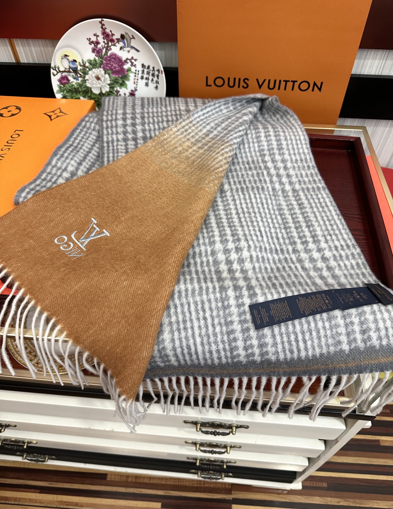 LV Double-Sided Shawl Scarf 200cm Black Brown Cashmere 968695