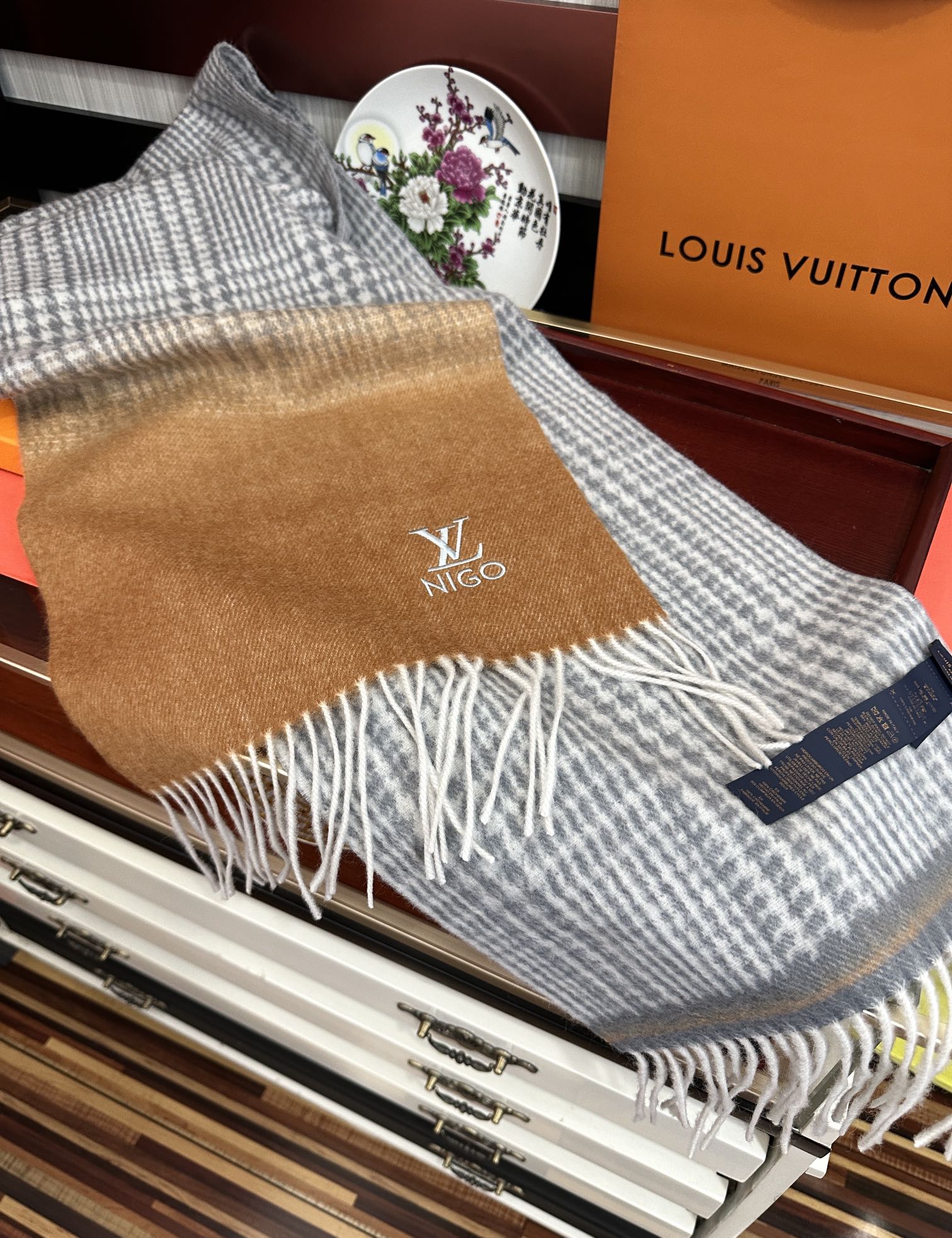 LV Double-Sided Shawl Scarf 200cm Black Brown Cashmere 968695